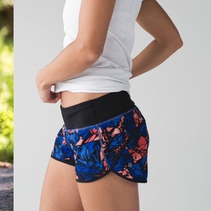 Lululemon Lululemon Speed Short Paint Storm Multi / Black SZ 4 Size 27" / US 4 / IT 40 - 1 Thumbnail