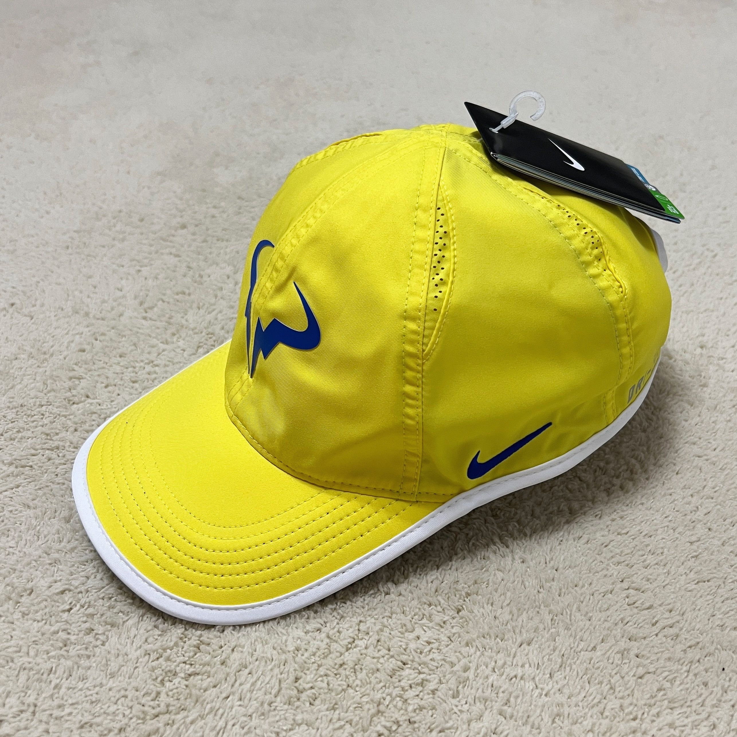 Nike Nike 2016 Rafa Nadal Bull Arobill DRI-FIT Tennis Cap Yellow Size ONE SIZE - 2 Thumbnail