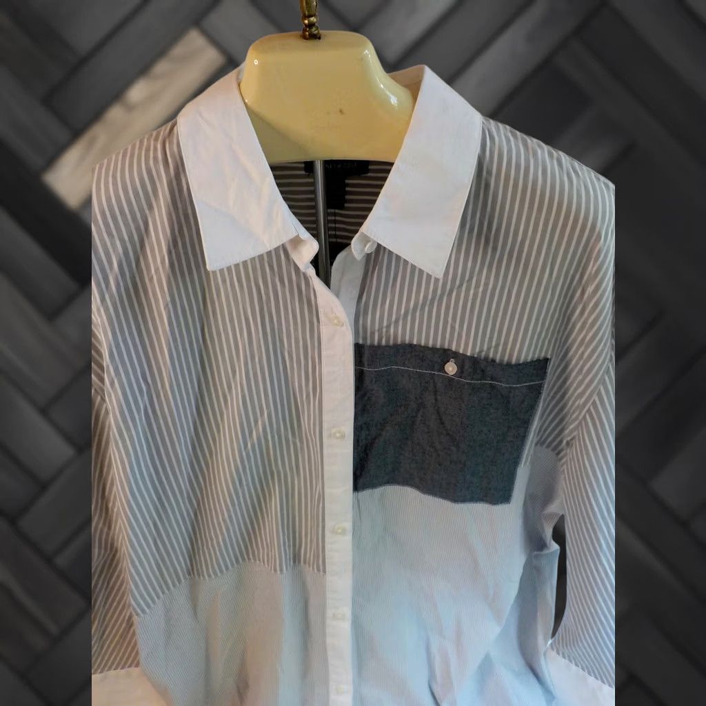 Kenneth Cole KENNETH COLE LS Button Front Multi Striped Shirt Women Blouse Collared 100% Cotton White Gray NWT Size L Size L / US 10 / IT 46 - 1 Thumbnail