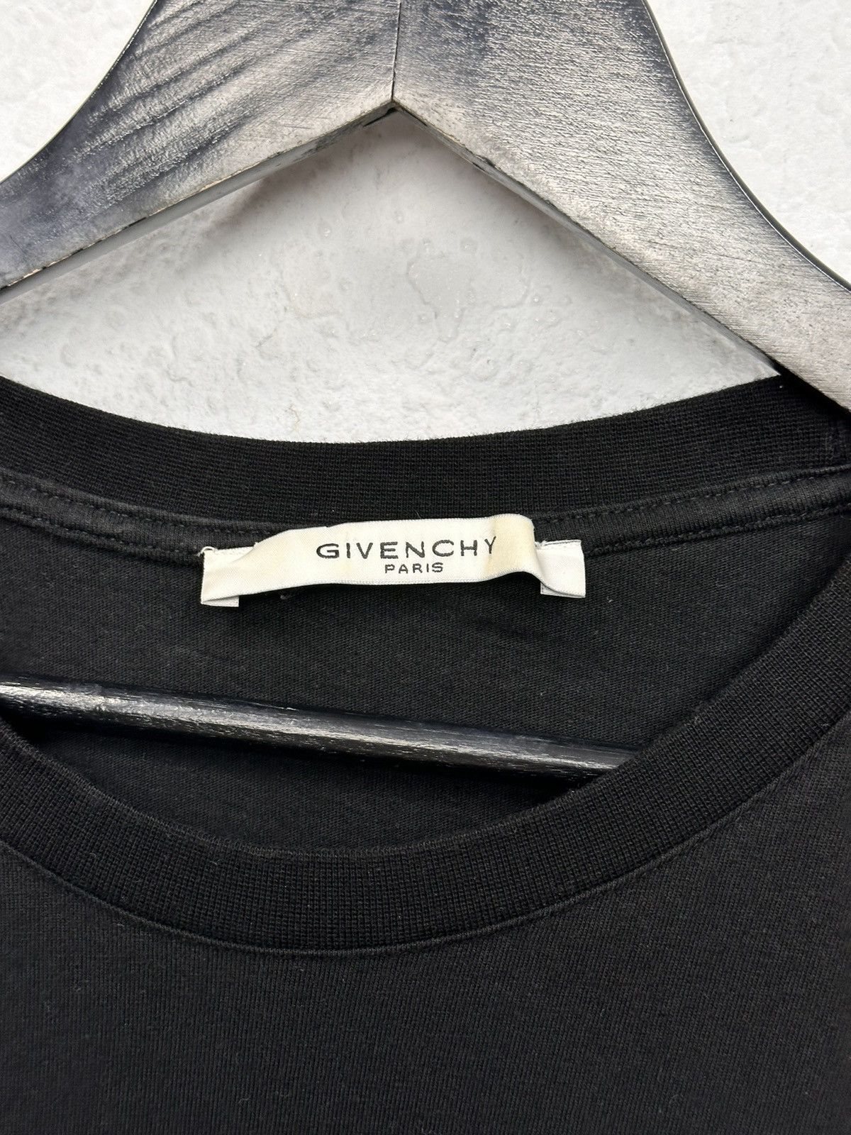 Givenchy Vintage Black T-Shirt Givenchy Monogram Tee Faded Ed Hardy Size US M / EU 48-50 / 2 - 8 Thumbnail