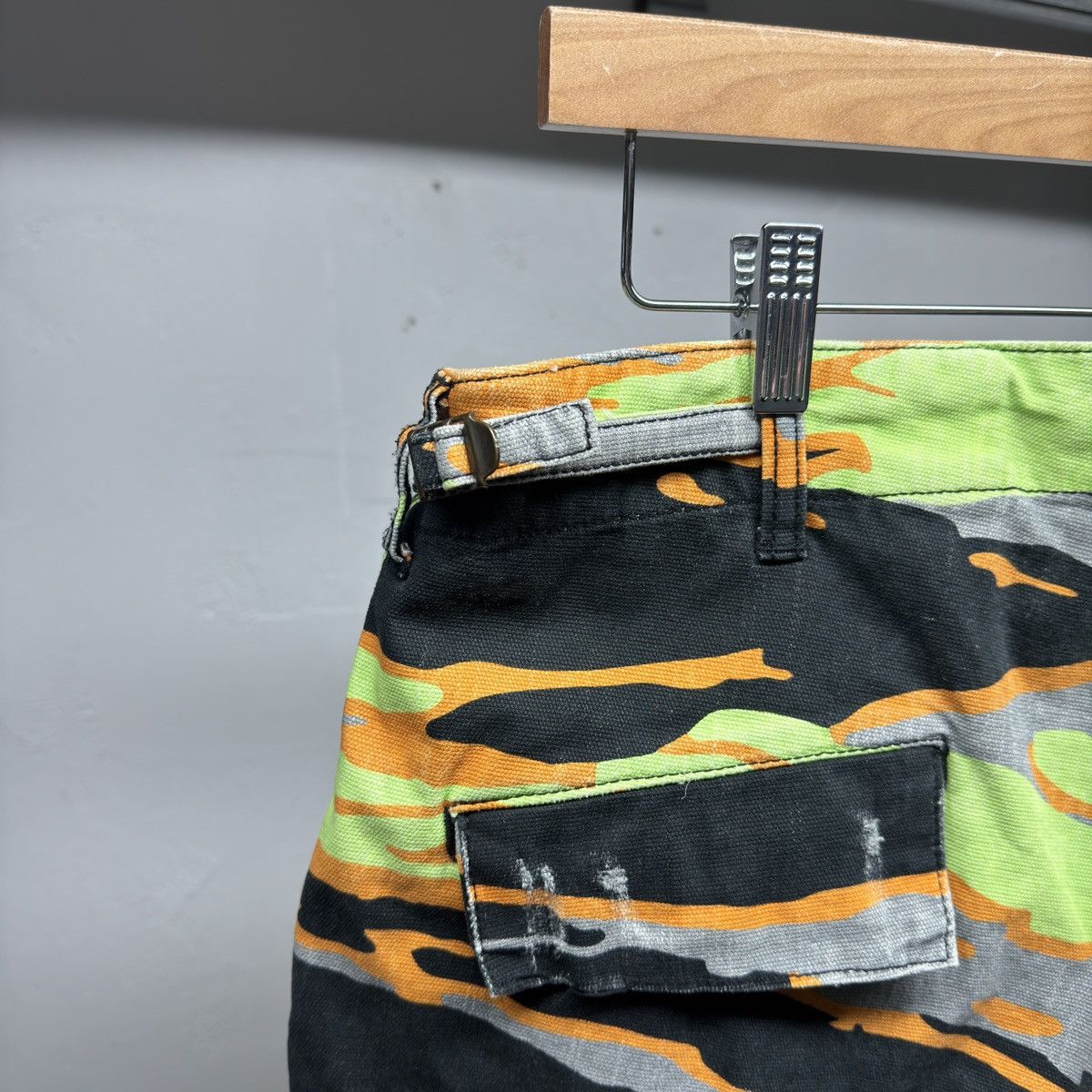 ERL ERL Camo Cargo Pants Faded Distressed Large Size US 36 / EU 52 - 12 Thumbnail