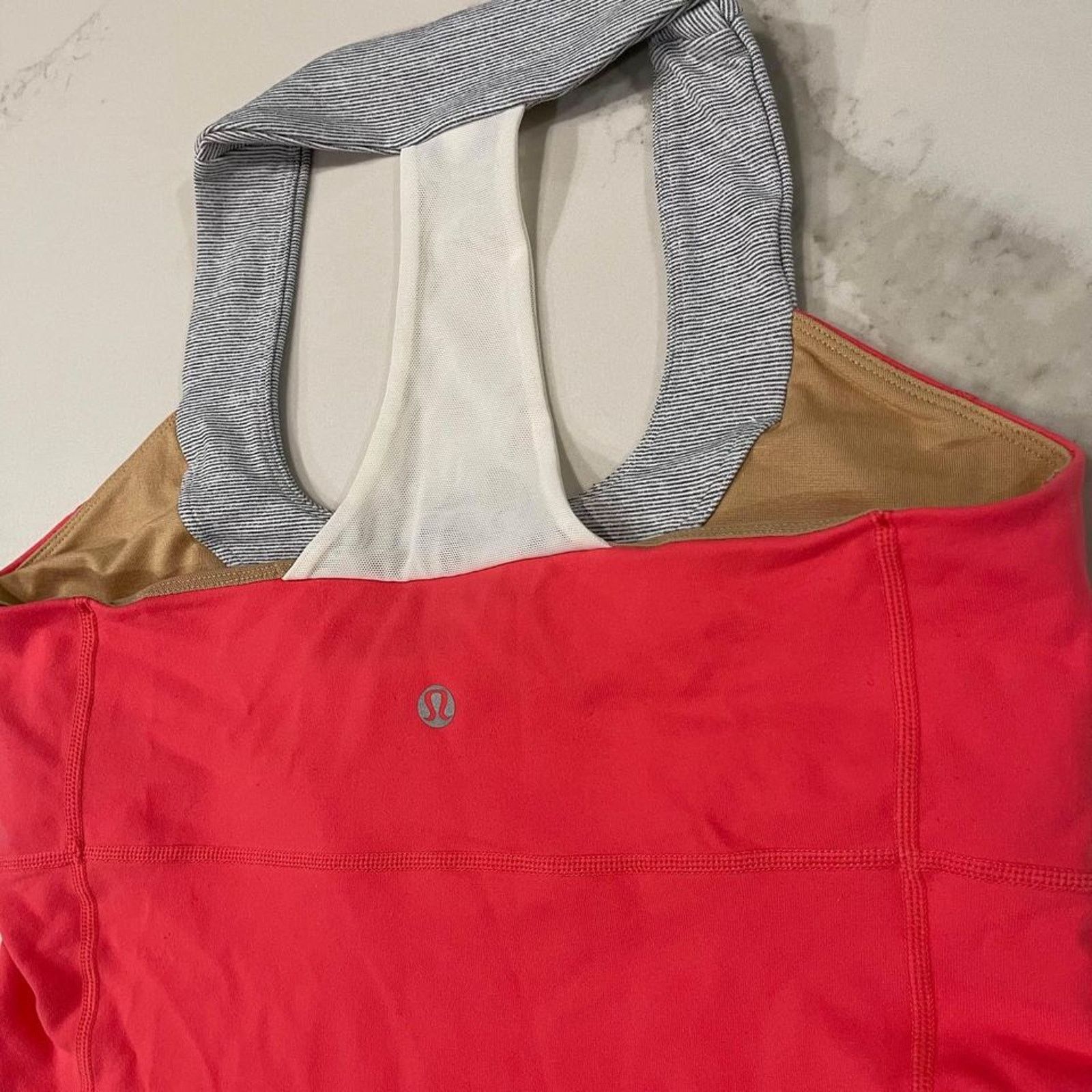 Lululemon Lululemon Scoop Neck Racerback Activewear Tank Top Womens 8 Size M / US 6-8 / IT 42-44 - 5 Thumbnail