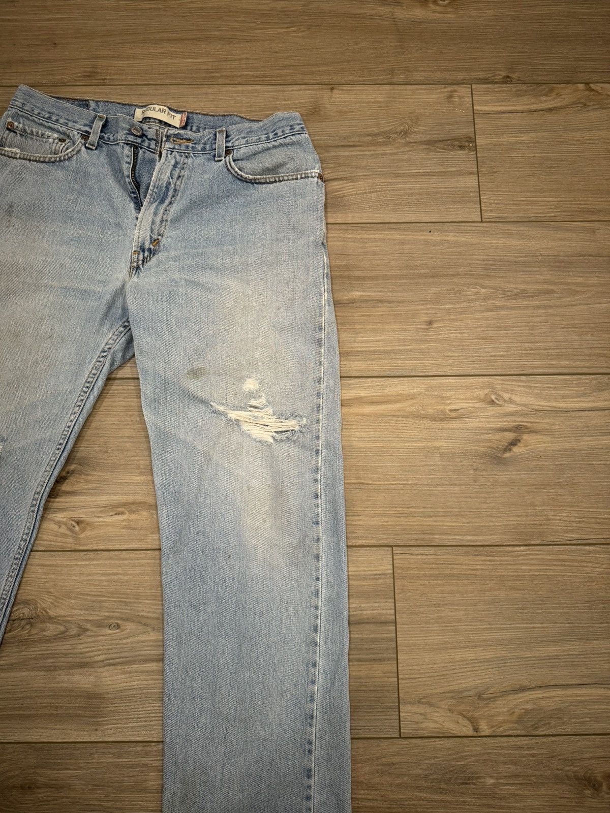 Levi's × Vintage Vintage distressed Levi 505 jeans Size US 34 / EU 50 - 2 Thumbnail