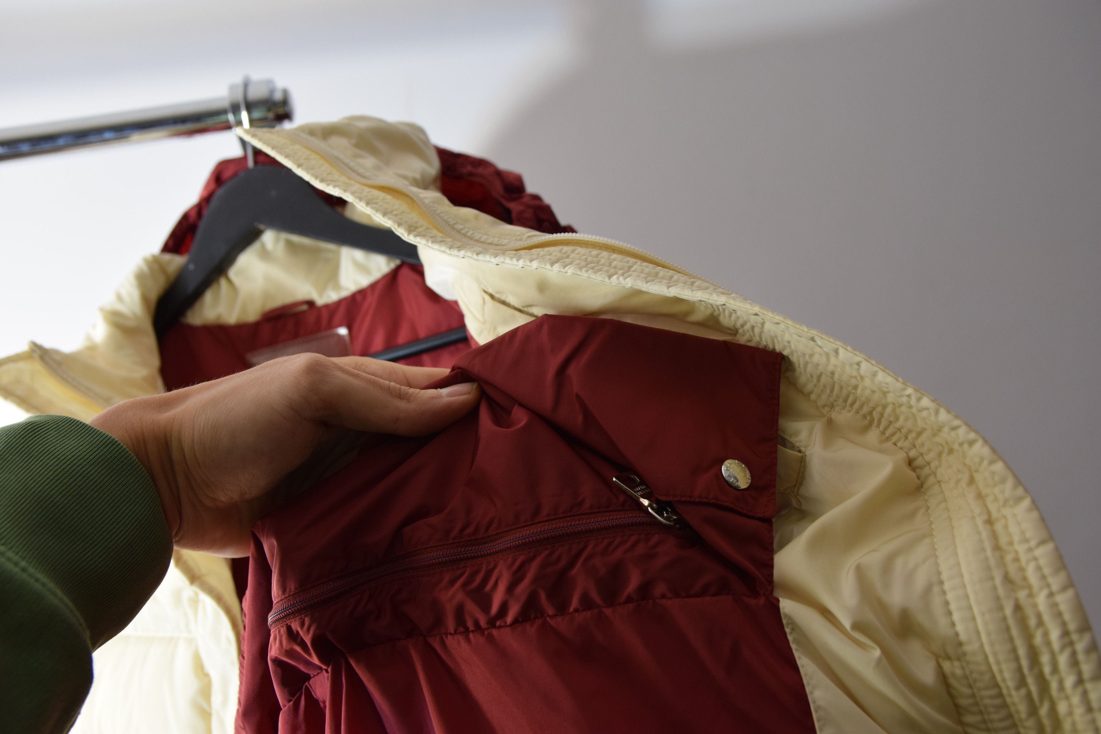 Prada PRADA DOWN VEST JACKET Red Tab DUCK DOWN Puffer Size M / US 6-8 / IT 42-44 - 14 Thumbnail