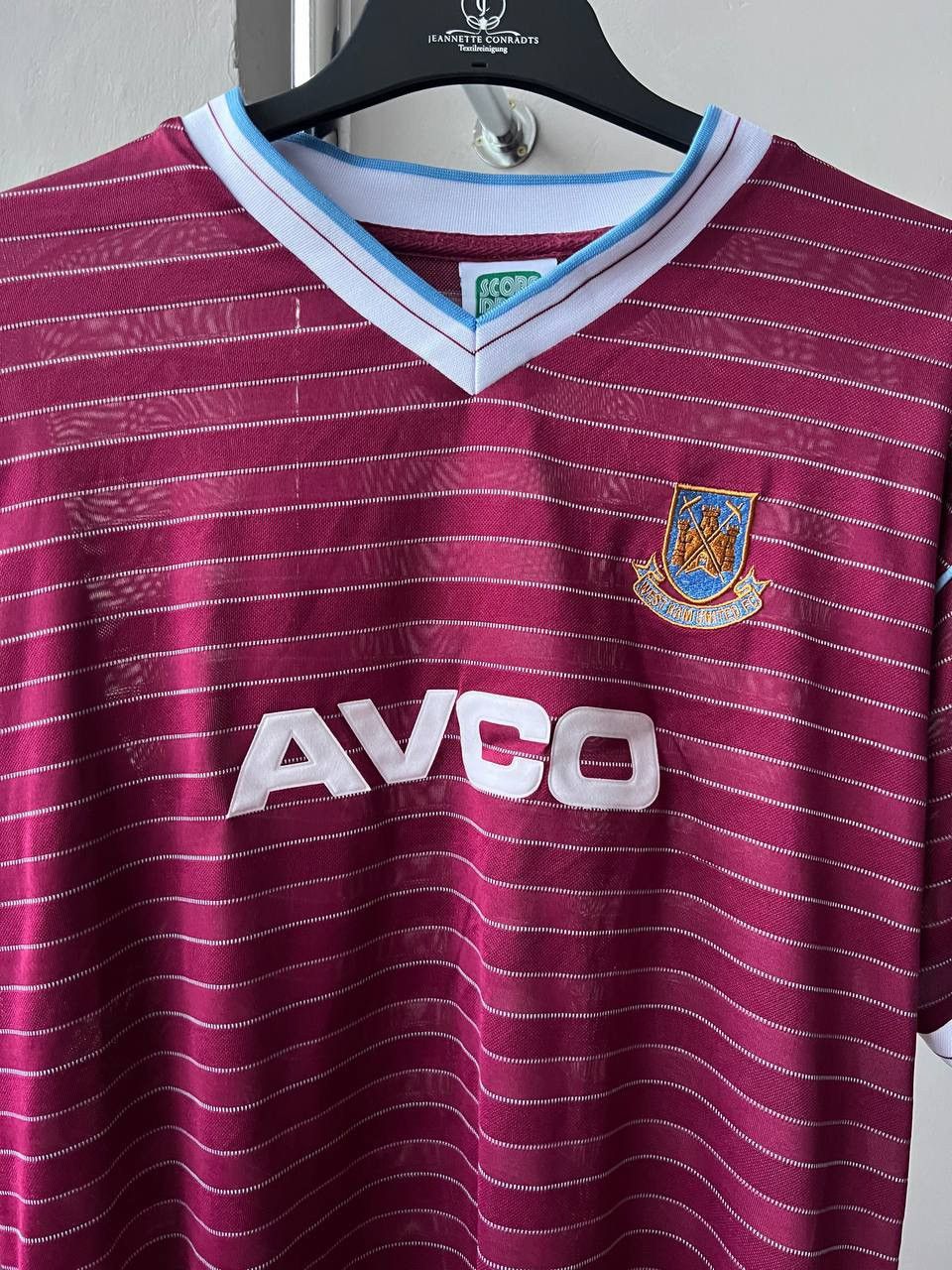 Vintage 1986 WEST HAM UNITED RETRO REMAKE SOCCER JERSEY SHIRT XL Size US XL / EU 56 / 4 - 5 Thumbnail