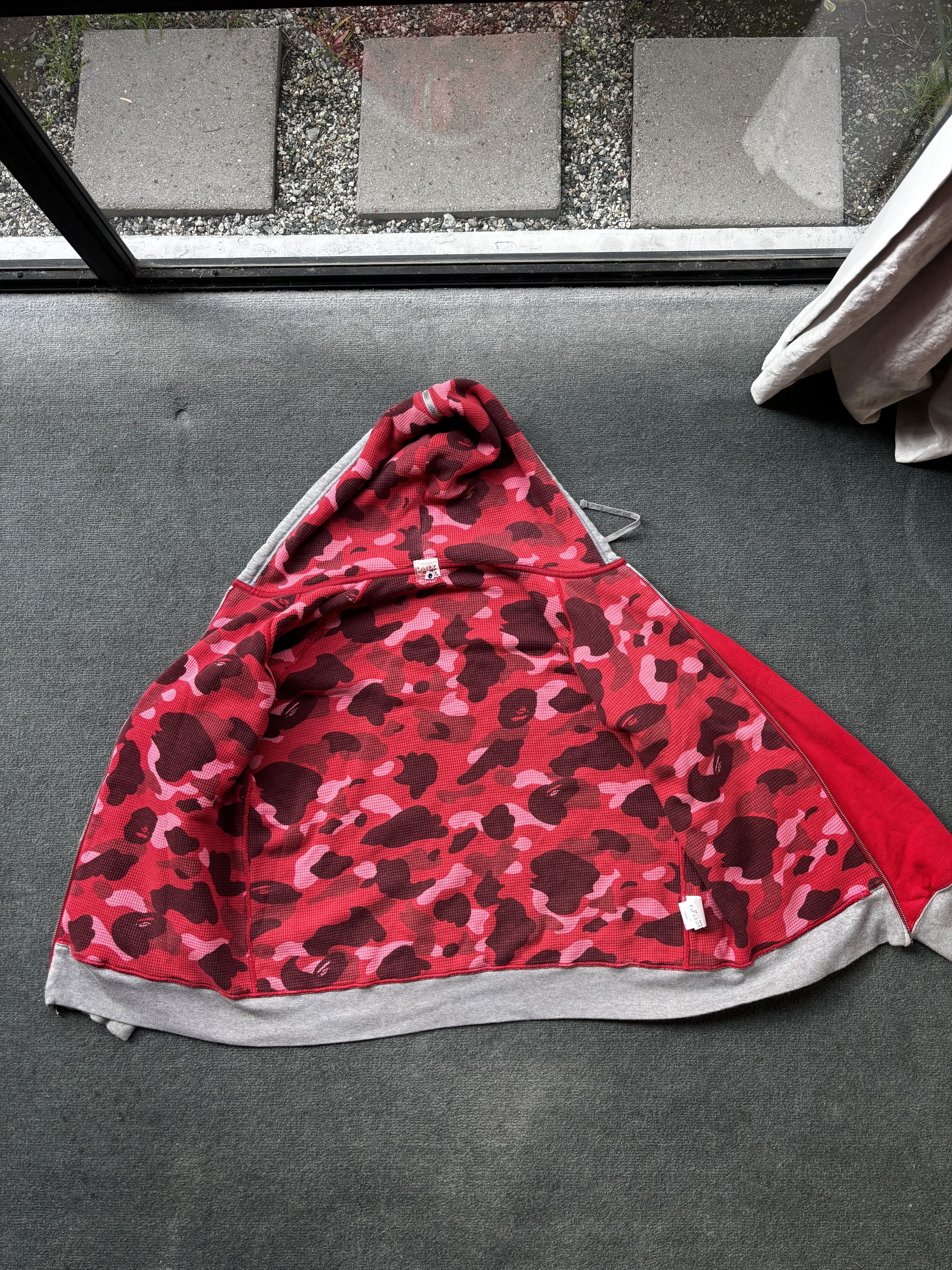 Bape Rare BAPE Logo Thermal Zip Up Hoodie Red Camo Size US M / EU 48-50 / 2 - 6 Thumbnail