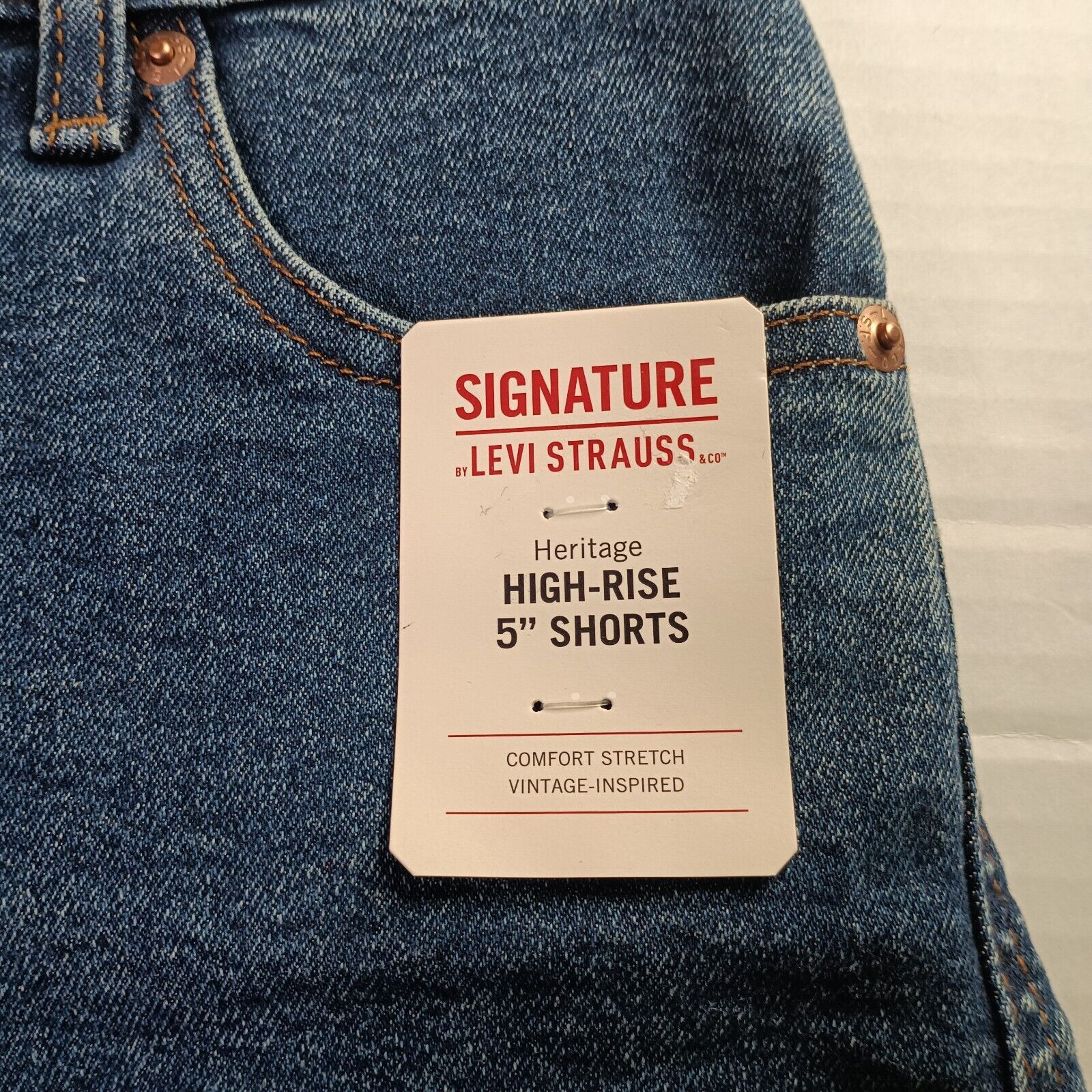 Levi's Signature Levi Strauss Women's Denim Shorts Size 6 W28 Blue Size 28" / US 6 / IT 42 - 2 Thumbnail