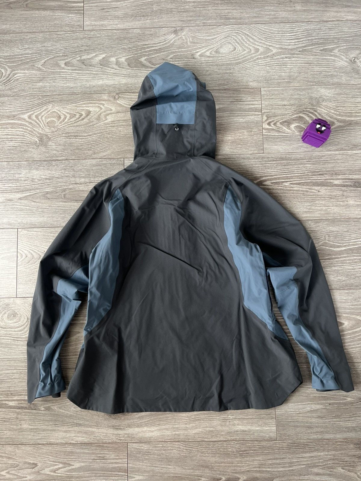 Other Quechua Pro Quality Alpha SV Waterproof Gorcpore Jacket Size US L / EU 52-54 / 3 - 16 Thumbnail