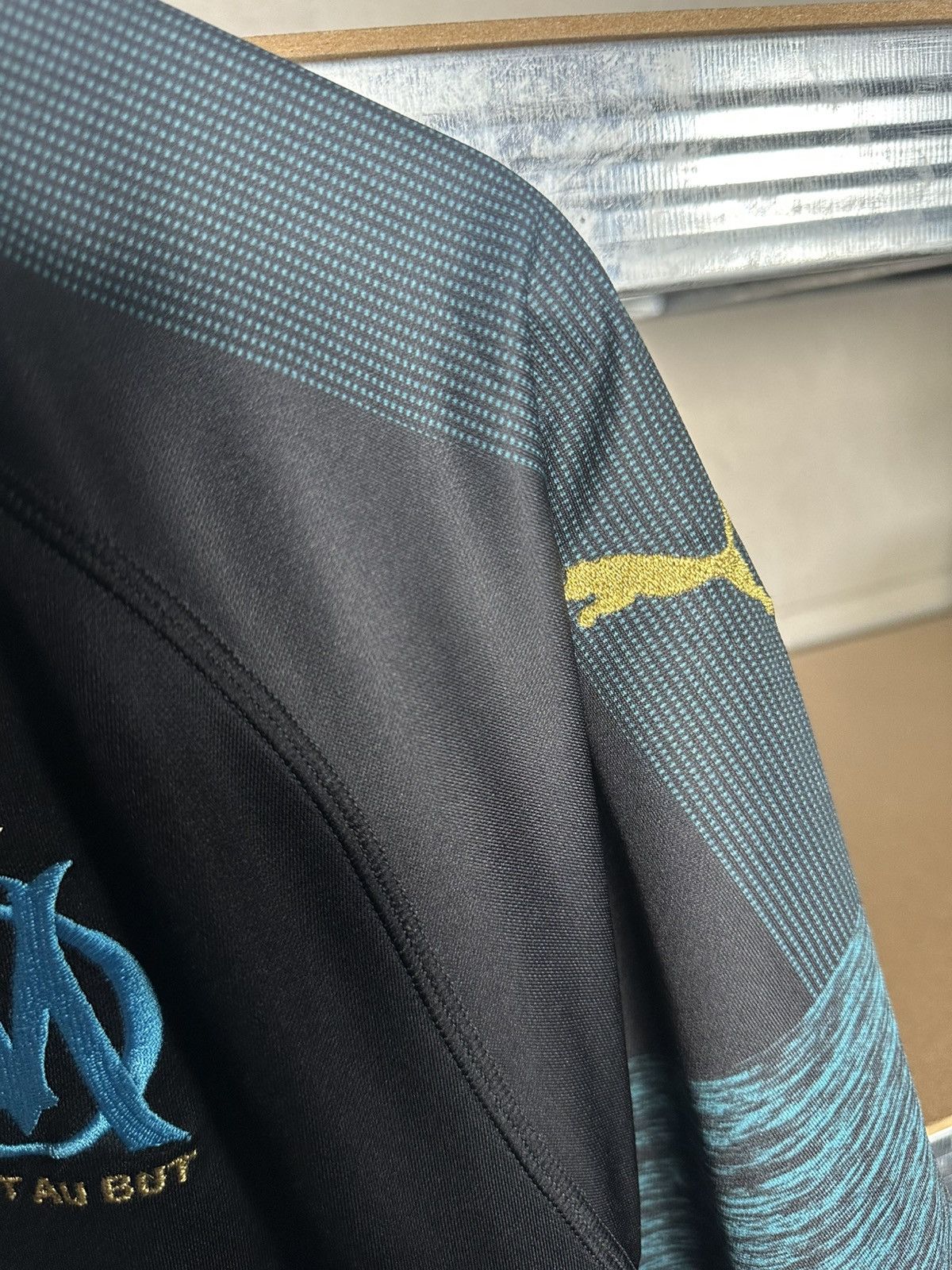 Puma OLYMPIQUE MARSEILLE 2018 2019 AWAY FOOTBALL SHIRT JERSEY Size US XL / EU 56 / 4 - 7 Thumbnail