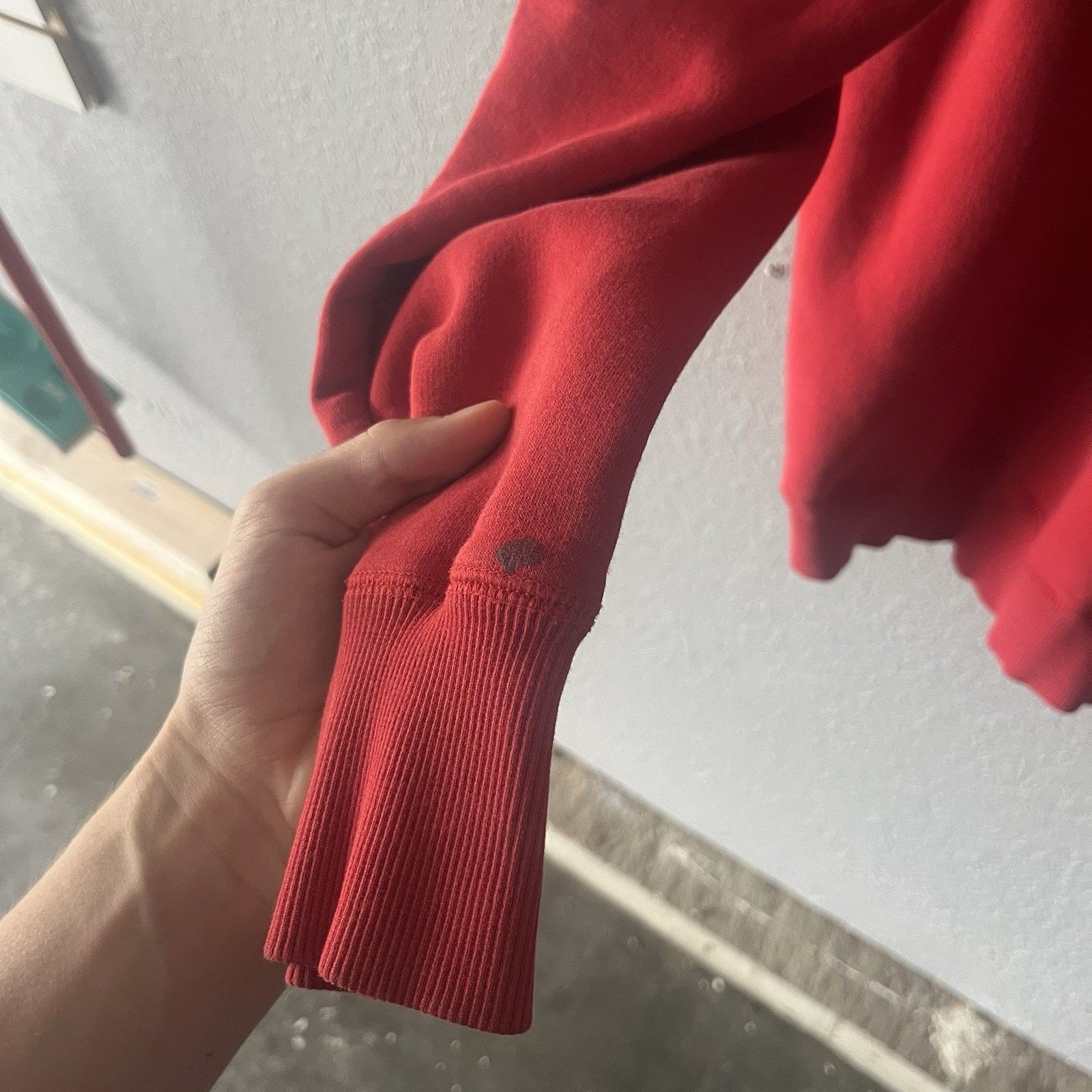 Nike 2000’s Nike Red Patch Logo Hoodie Men’s XL Long Sleeve Activ Size US XL / EU 56 / 4 - 7 Thumbnail