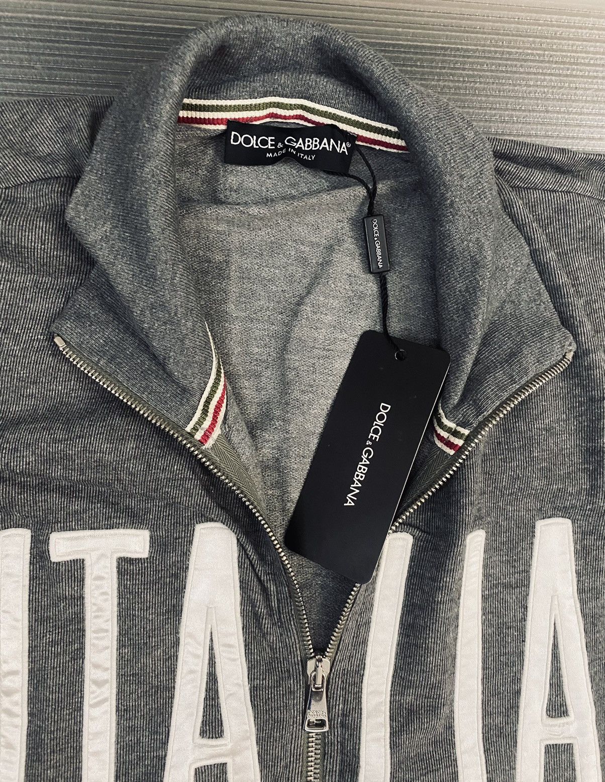 Dolce & Gabbana Dolce & Gabbana 🇮🇹 grey Italia logo plate cardigan 58 NEW Size US XXL / EU 58 / 5 - 5 Thumbnail