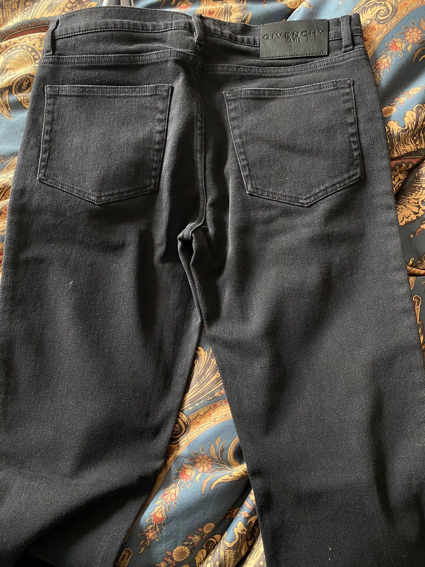 Givenchy Givenchy Black Distressed Cut Jeans 31 Size US 31 - 3 Thumbnail