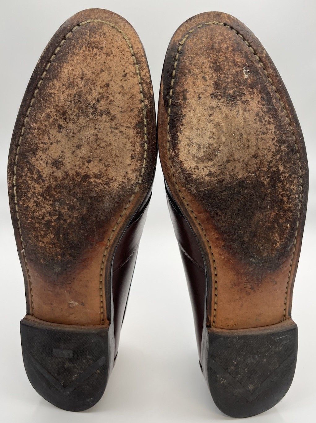 Allen Edmonds Allen Edmonds Men's 12D CAMERON Burgundy Leather Loafers Size US 12 / EU 45 - 9 Thumbnail