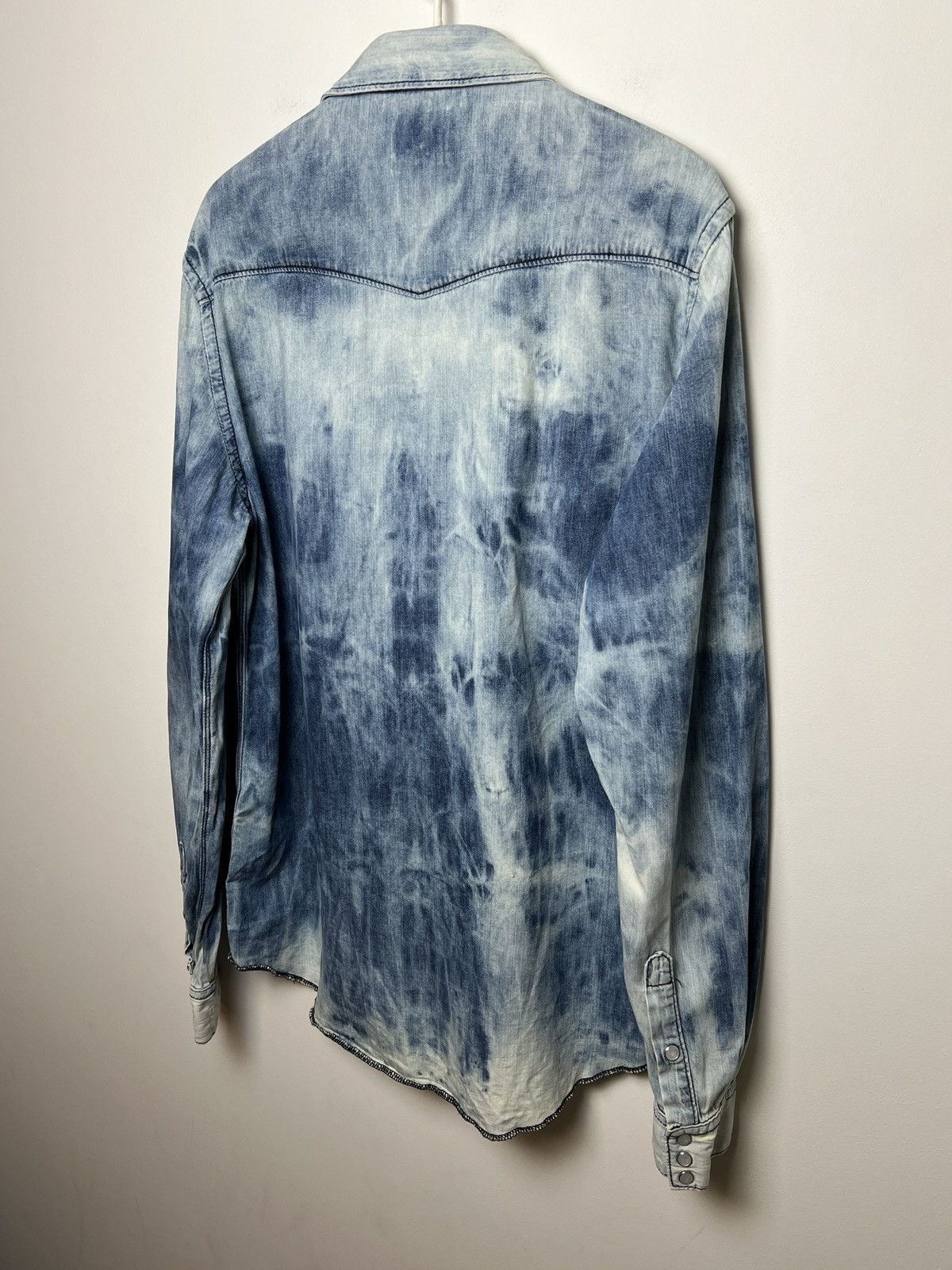 Acne Studios acne vintage bleached travis denim shirt m-l Size US L / EU 52-54 / 3 - 11 Thumbnail