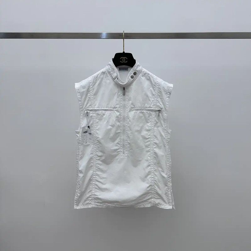 Burberry Burberry White Women's Shirt Size M Size M / US 6-8 / IT 42-44 - 1 Thumbnail