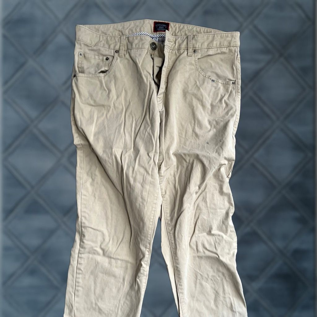 UNTUCKit UNTUCKit Pants Khaki Relaxed Fit Straight Leg Chinos Men's Size 34 Regular W34 L32 Tan Shirt? Size US 34 / EU 50 - 1 Thumbnail