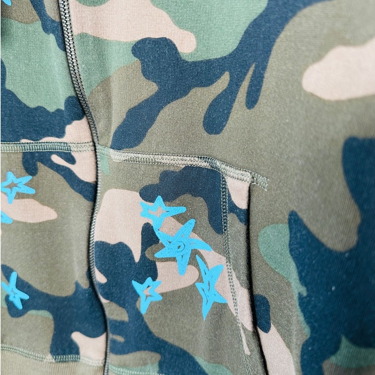 Valentino Valentino Army Green Camo Print Blue Stars Front Zip Hoodie Size US S / EU 44-46 / 1 - 4 Thumbnail
