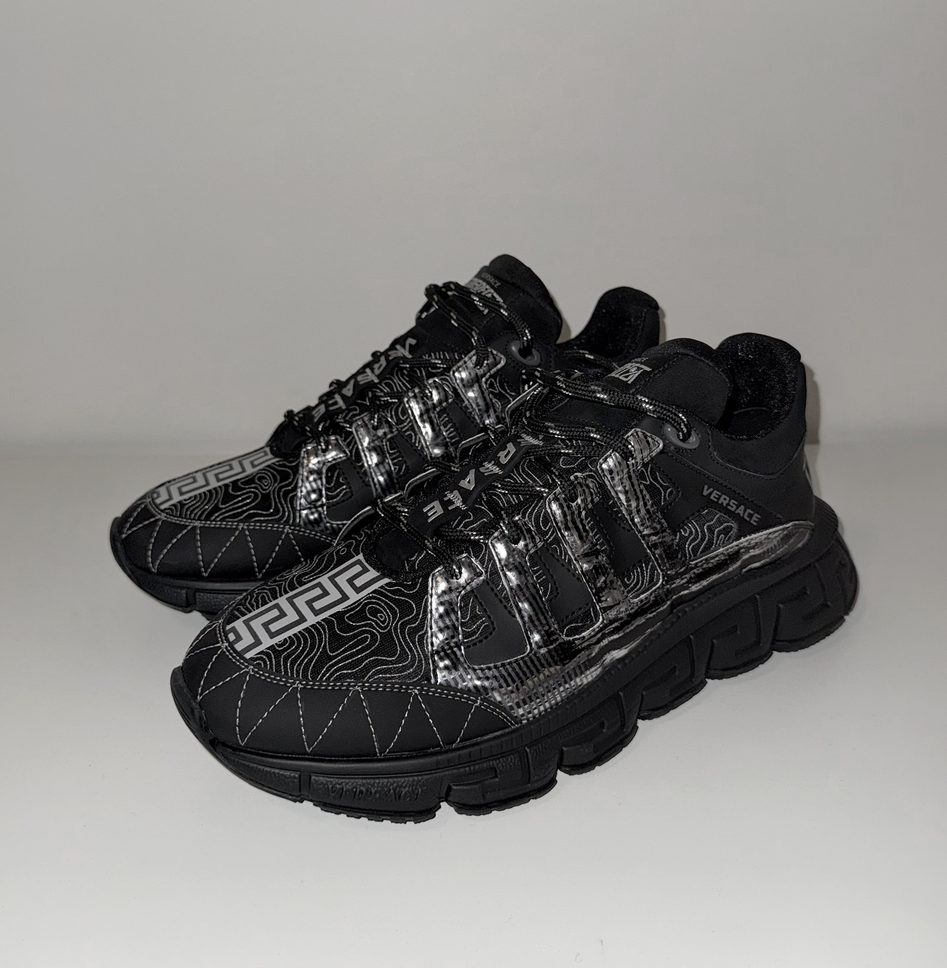 Versace Trigreca Sneakers Size US 12 / EU 45 - 5 Thumbnail