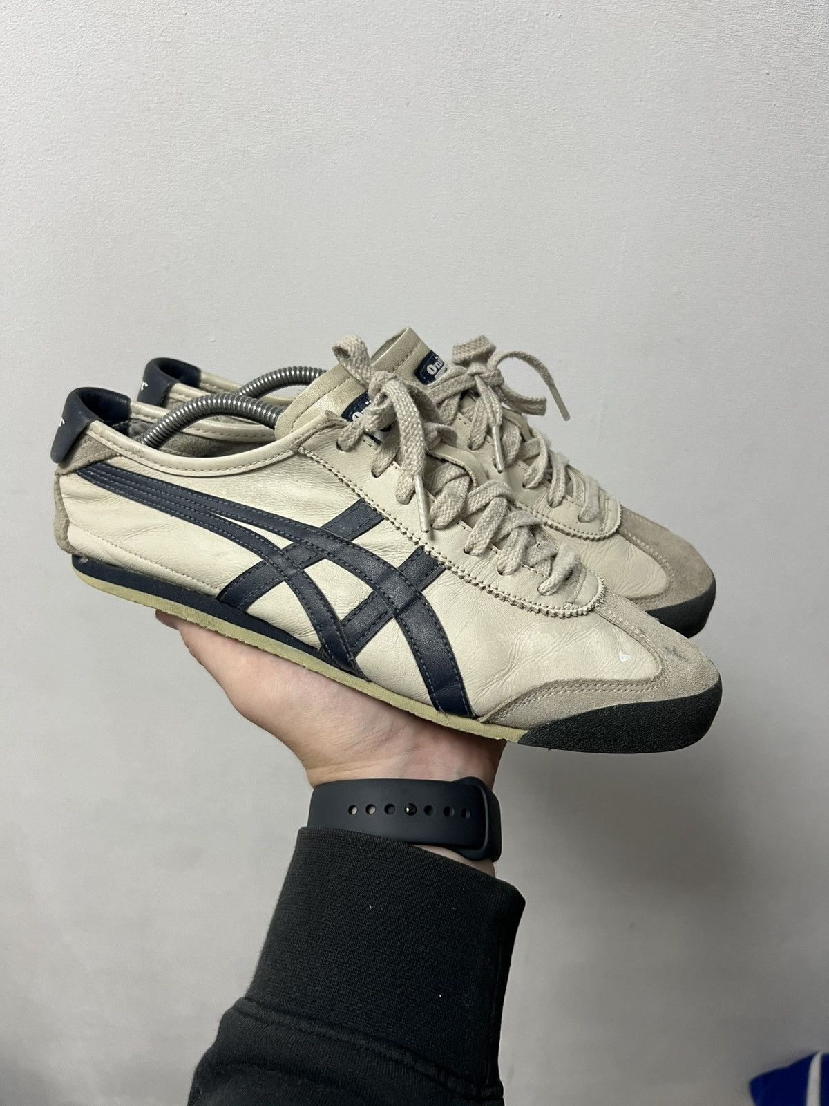 Asics Asics Tiger Onitsuka Sneakers Vintage Y2k Size US 8.5 / EU 41-42 - 1 Thumbnail