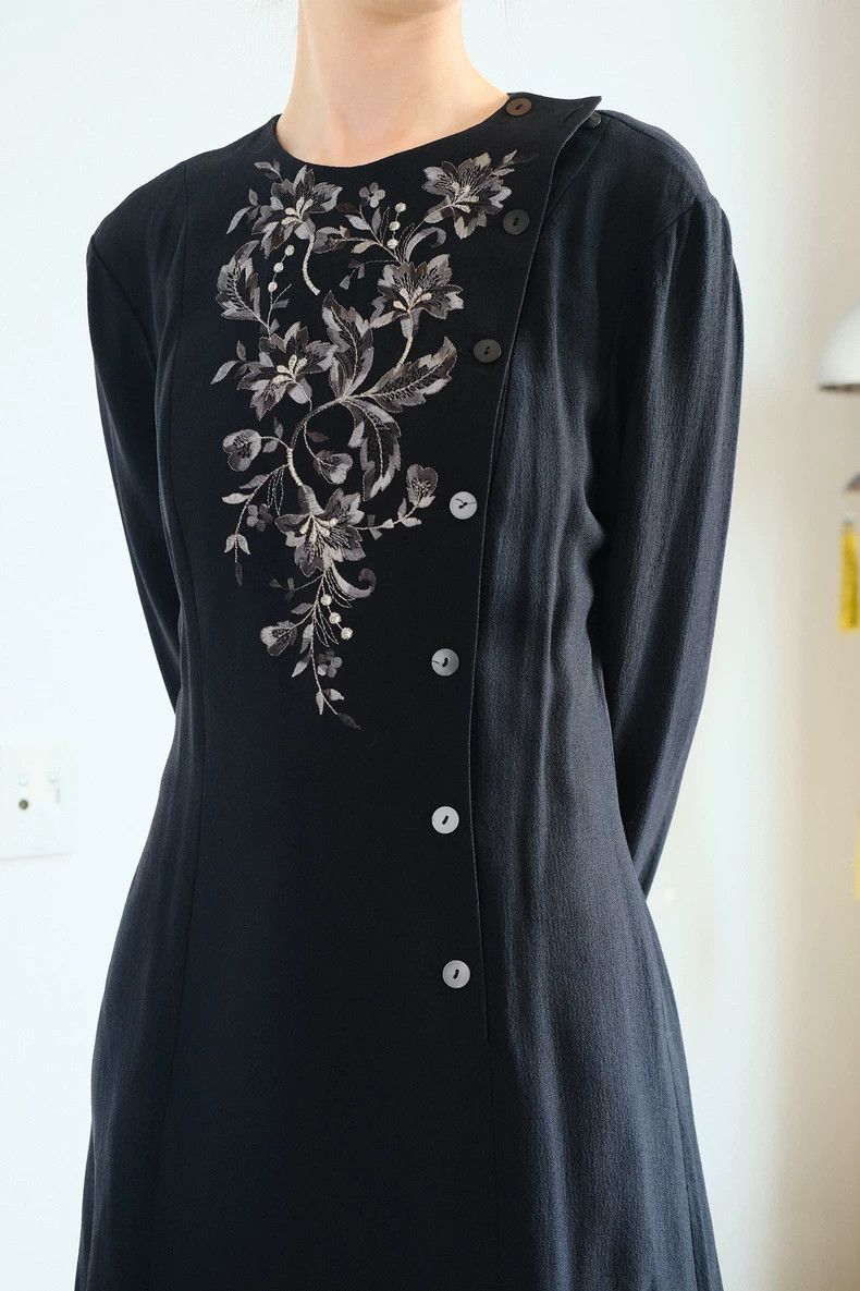 Kenzo KENZO A large embroidered slanted dress Size XS / US 0-2 / IT 36-38 - 5 Thumbnail