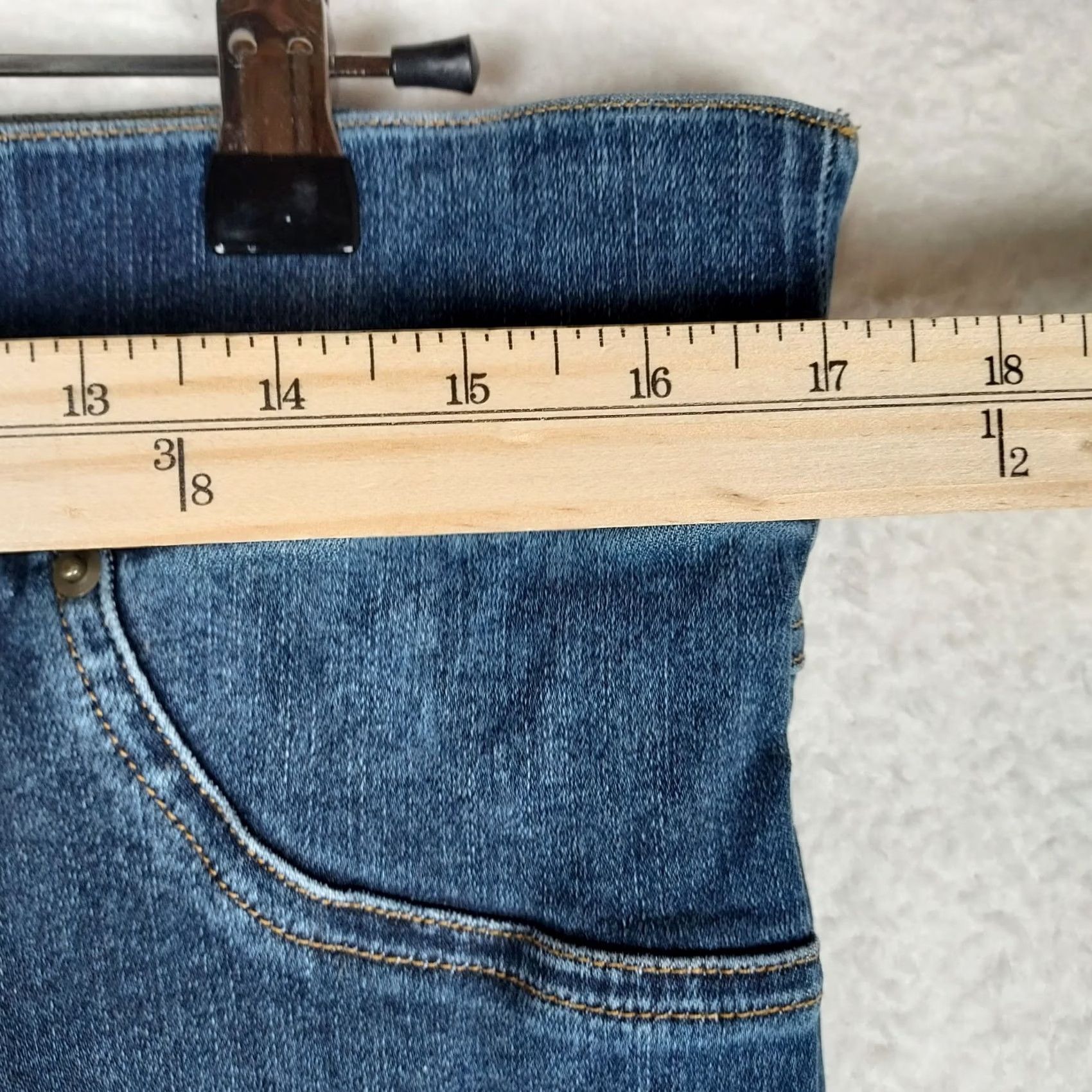 Spanx SPANX Jeans Womens 1X Blue Stretch Denim Shaping Skinny Jeggings Size 40" / US 18 - 4 Thumbnail