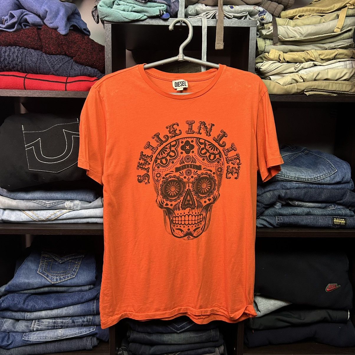 Diesel Designer Diesel Big Graphic Logo y2k streetwear tee size m Size US M / EU 48-50 / 2 - 1 Thumbnail