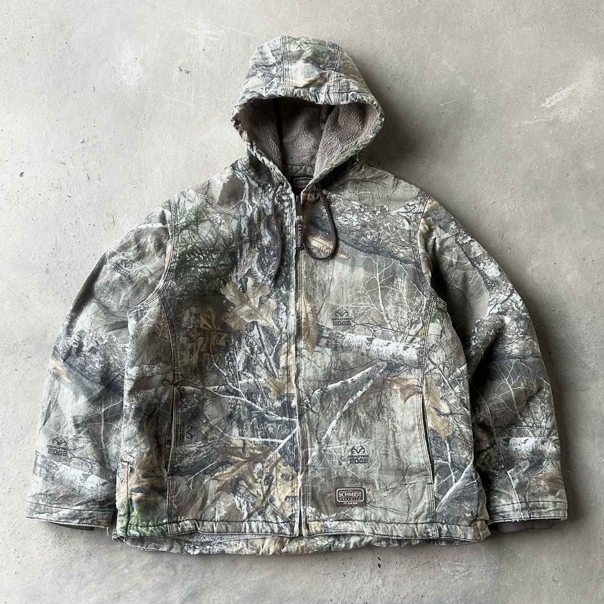 Realtree Crazy Vintage Y2K Carhartt Style Realtree Camo Hooded Zip Up Size US XL / EU 56 / 4 - 1 Thumbnail