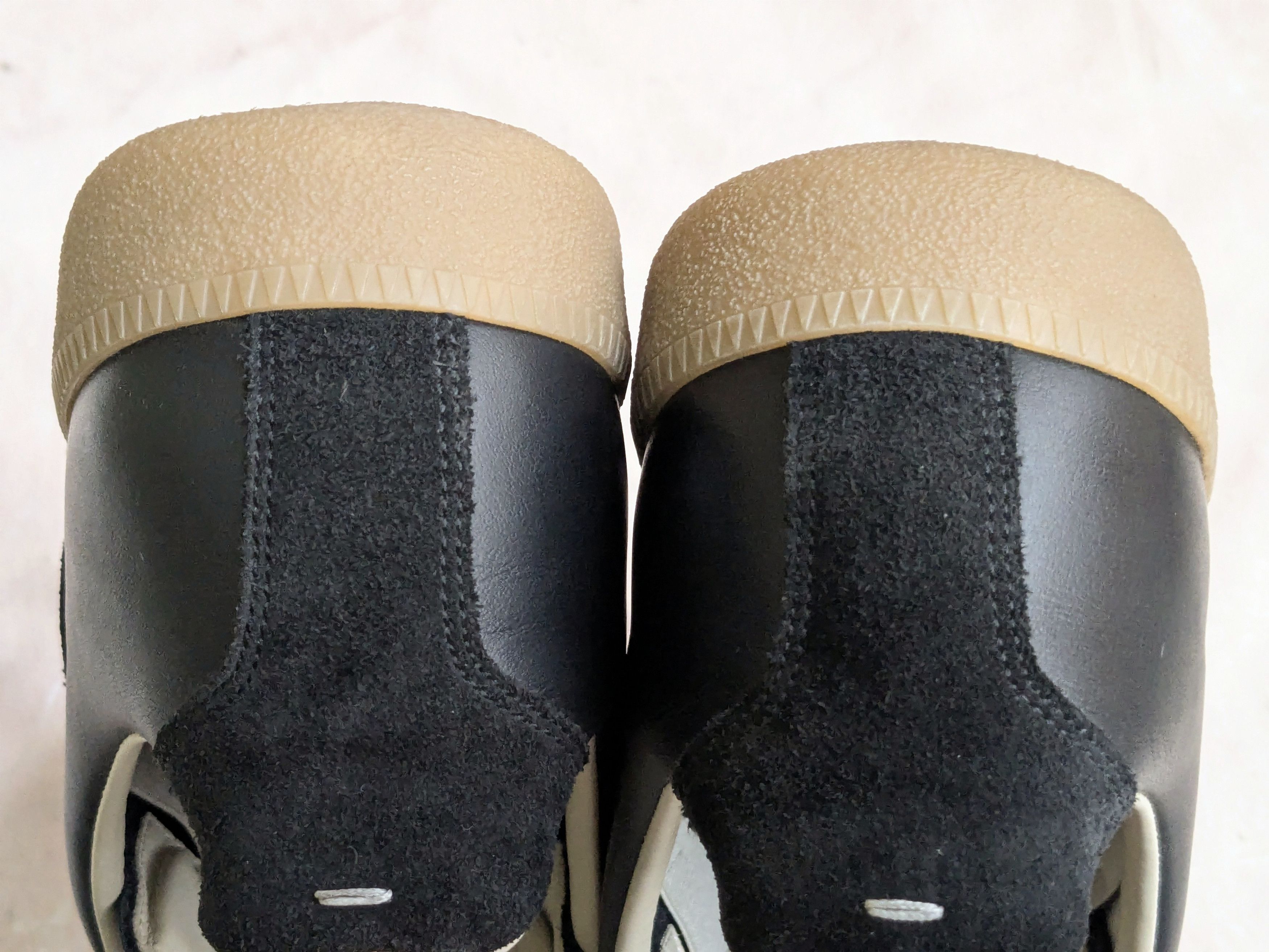 Maison Margiela Maison Margiela GAT Replica Black 12 45 Gum Low Size US 12 / EU 45 - 15 Thumbnail