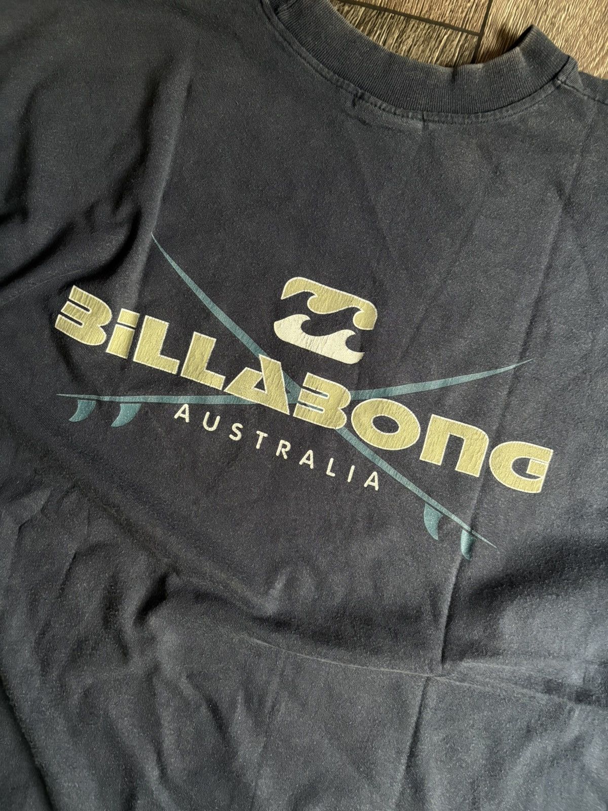 Billabong Rare 90s Billabong Distressed Faded Australian Surf T-Shirt Size US XL / EU 56 / 4 - 2 Thumbnail
