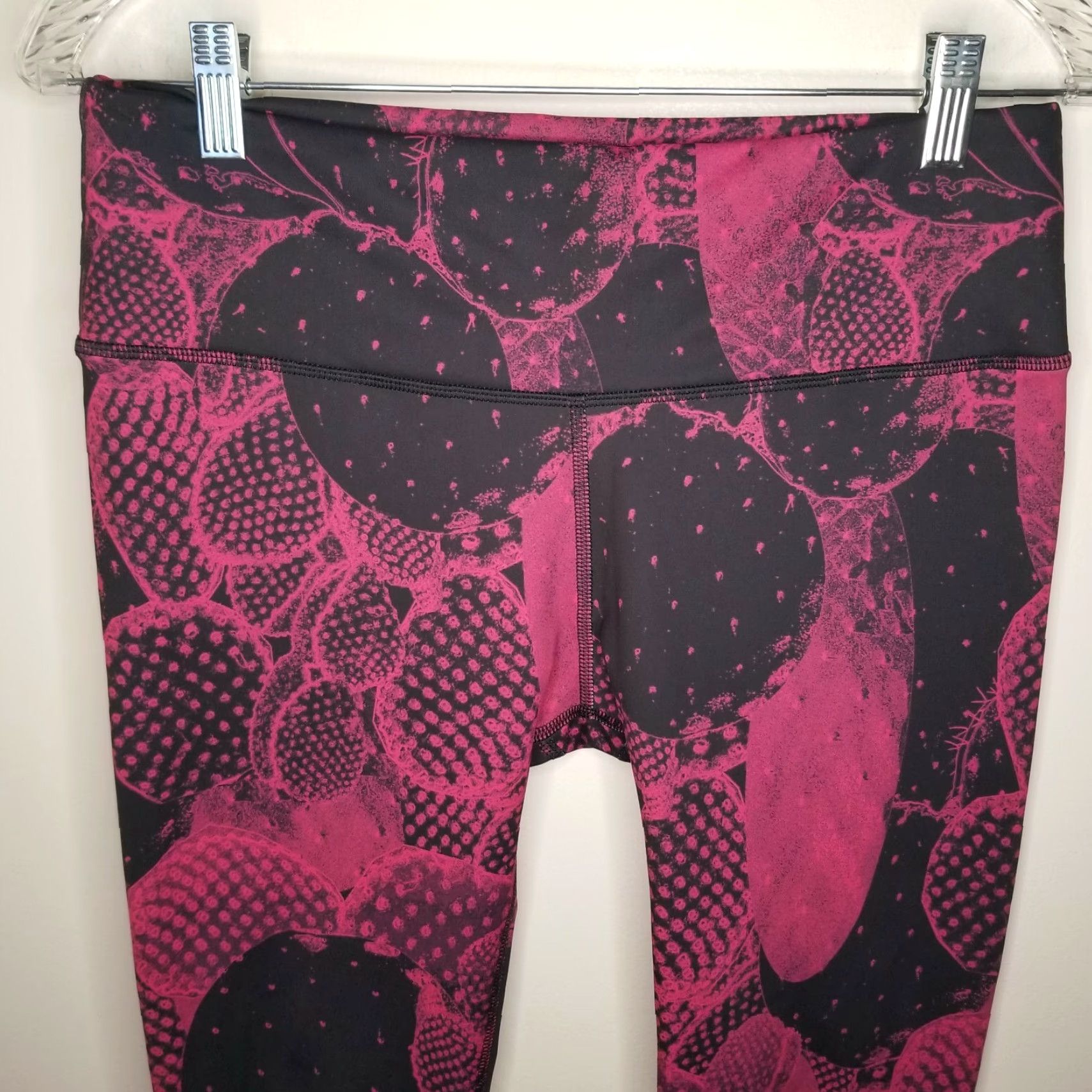 Pinko UINTAH Women's Pink Black Yoga Leggings Size 3 Compression Activewear Size 26" / US 2 / IT 38 - 2 Thumbnail