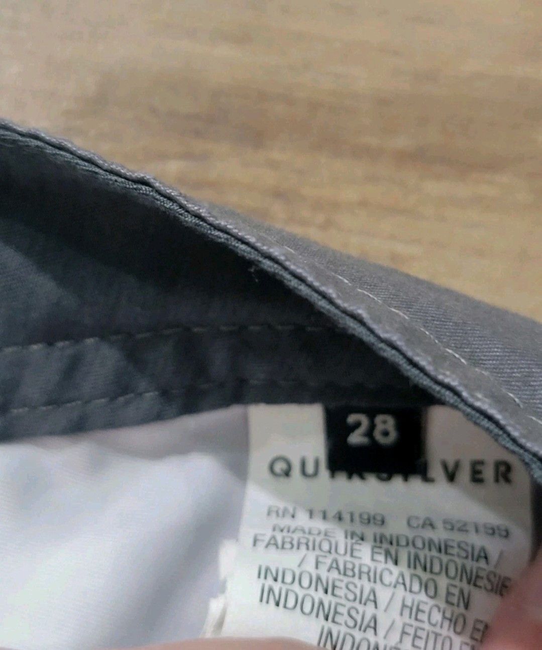 Quiksilver Quiksilver Men's Board Shorts Swim 28 EUC Size US 28 / EU 44 - 6 Thumbnail