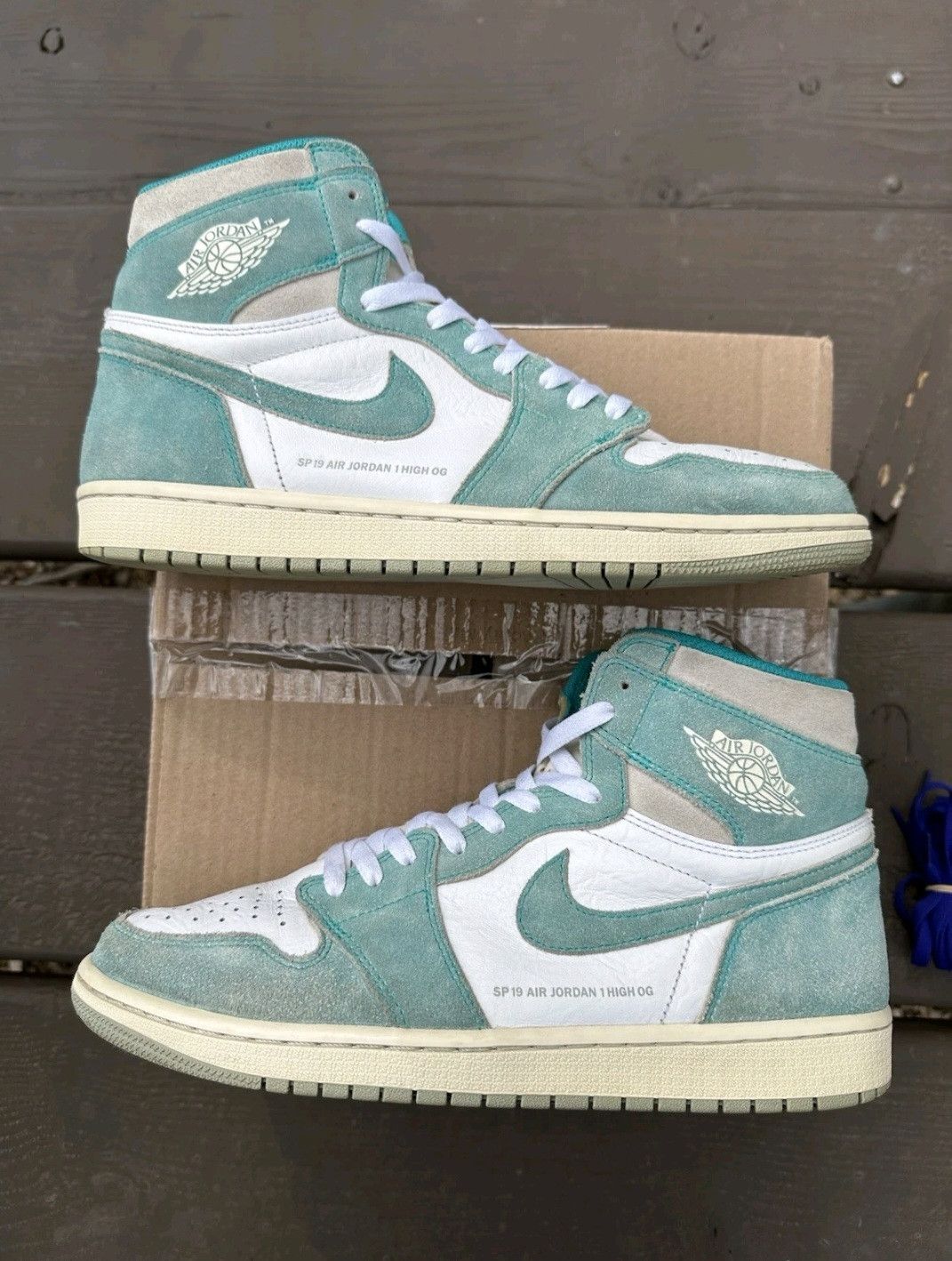 Jordan Brand Nike Air Jordan Retro 1 High OG Turbo Green Size 11.5 Men Size US 11.5 / EU 44-45 - 2 Thumbnail