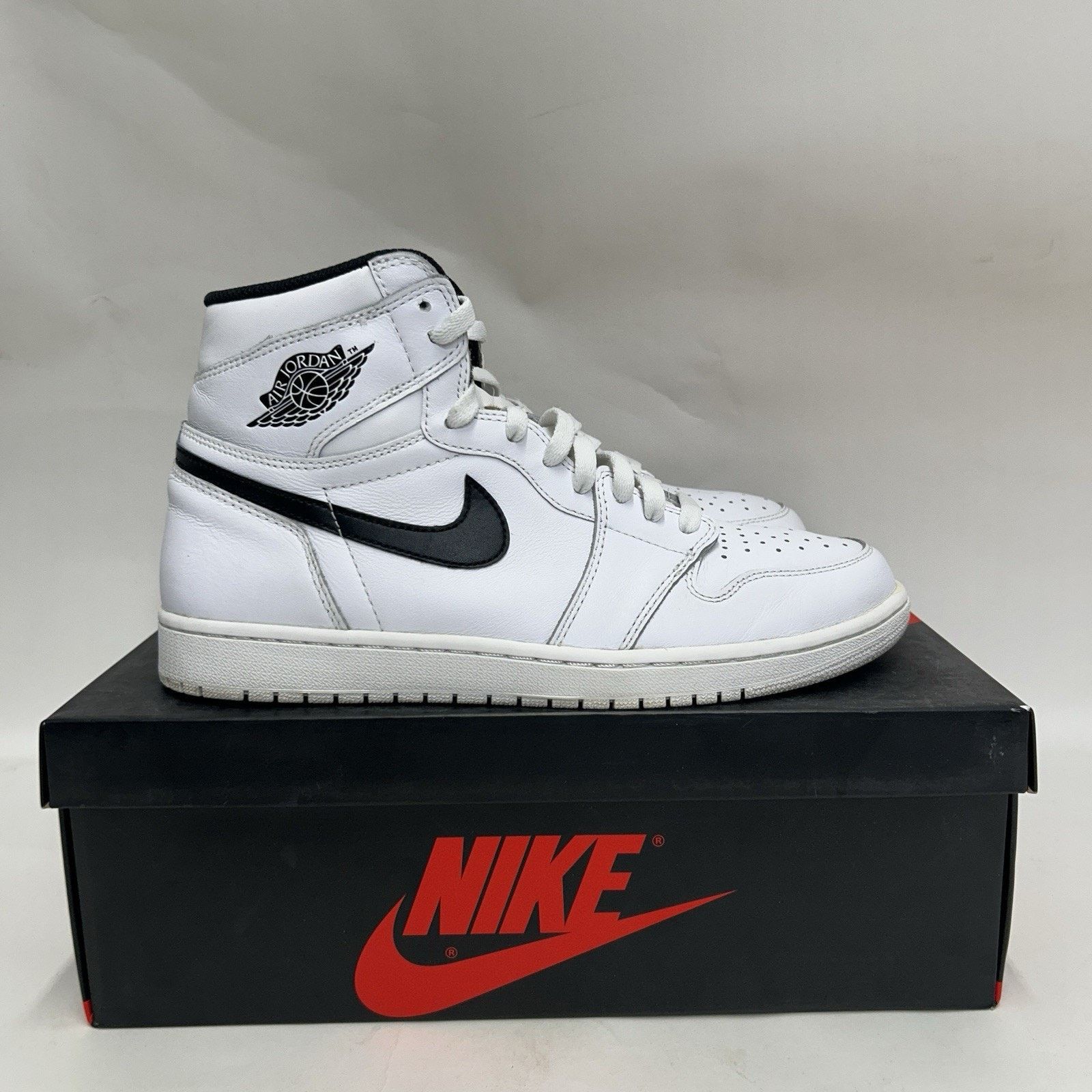 Jordan Brand Nike Air Jordan 1 Retro OG Premium High “Yin Yang” Size US 10.5 / EU 43-44 - 4 Thumbnail