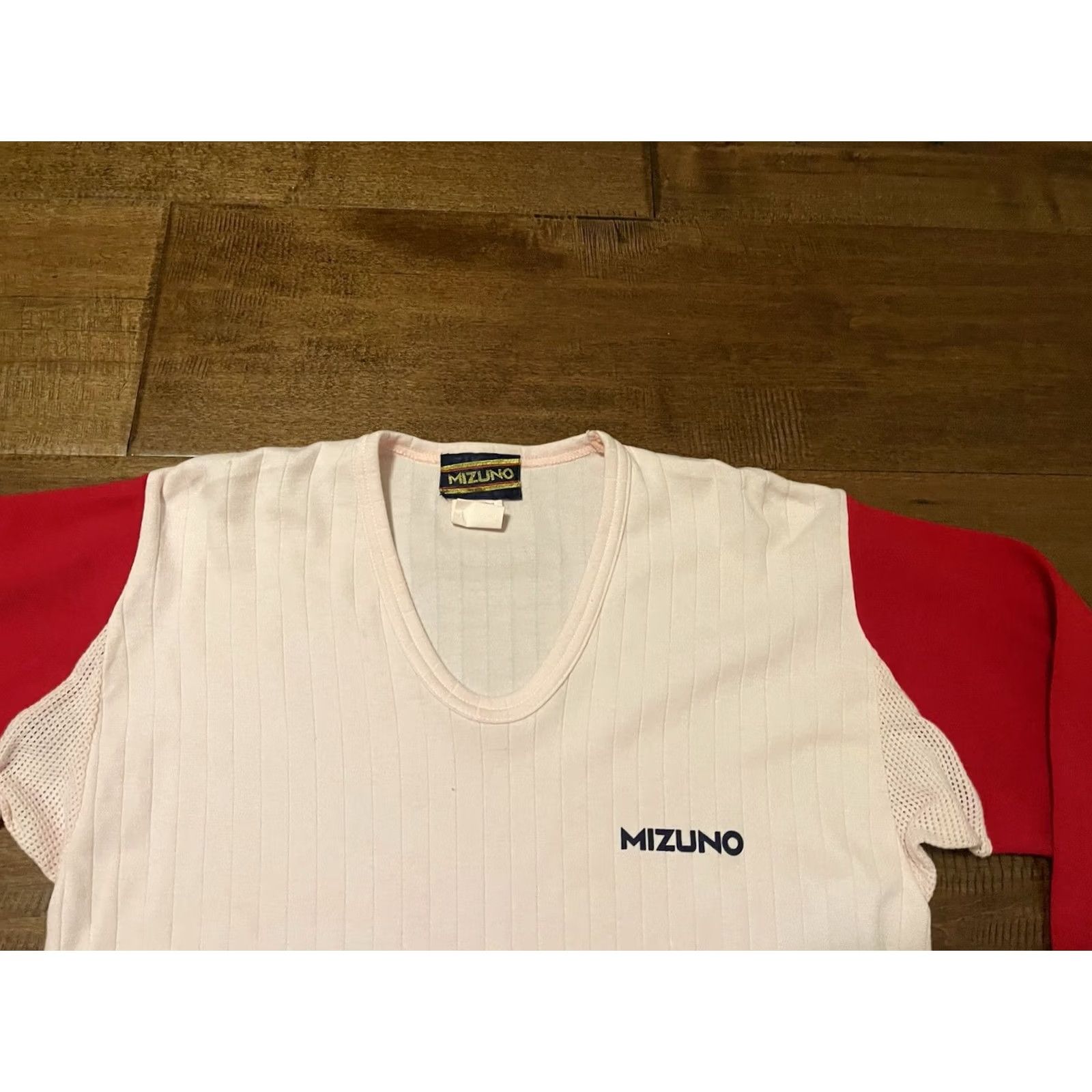 Mizuno VINTAGE Mizuno Raglan Baseball Shirt Made in Japan - Adult XL Red/White - 70% Cotton 30% Acrylic Mens XL Size US XL / EU 56 / 4 - 2 Thumbnail