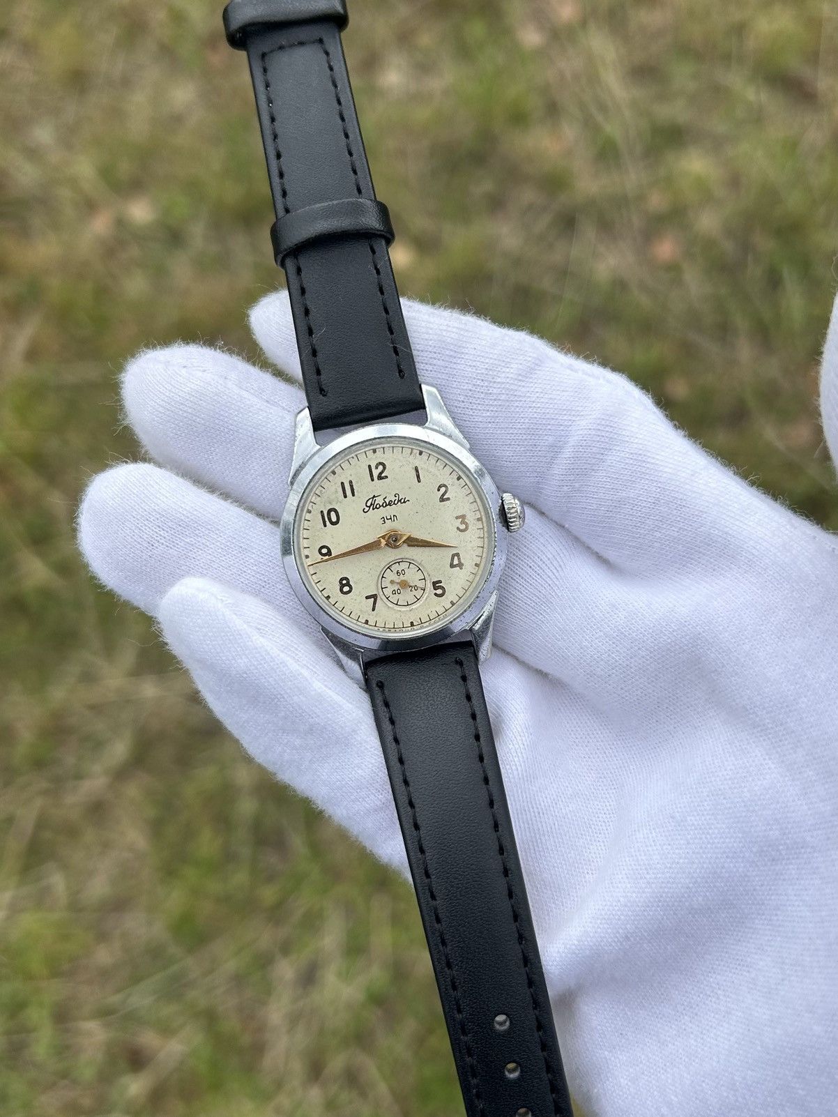Vintage Vintage Watch Pobeda USSR Soviet Mechanical Authentic 1950s Size ONE SIZE - 18 Thumbnail