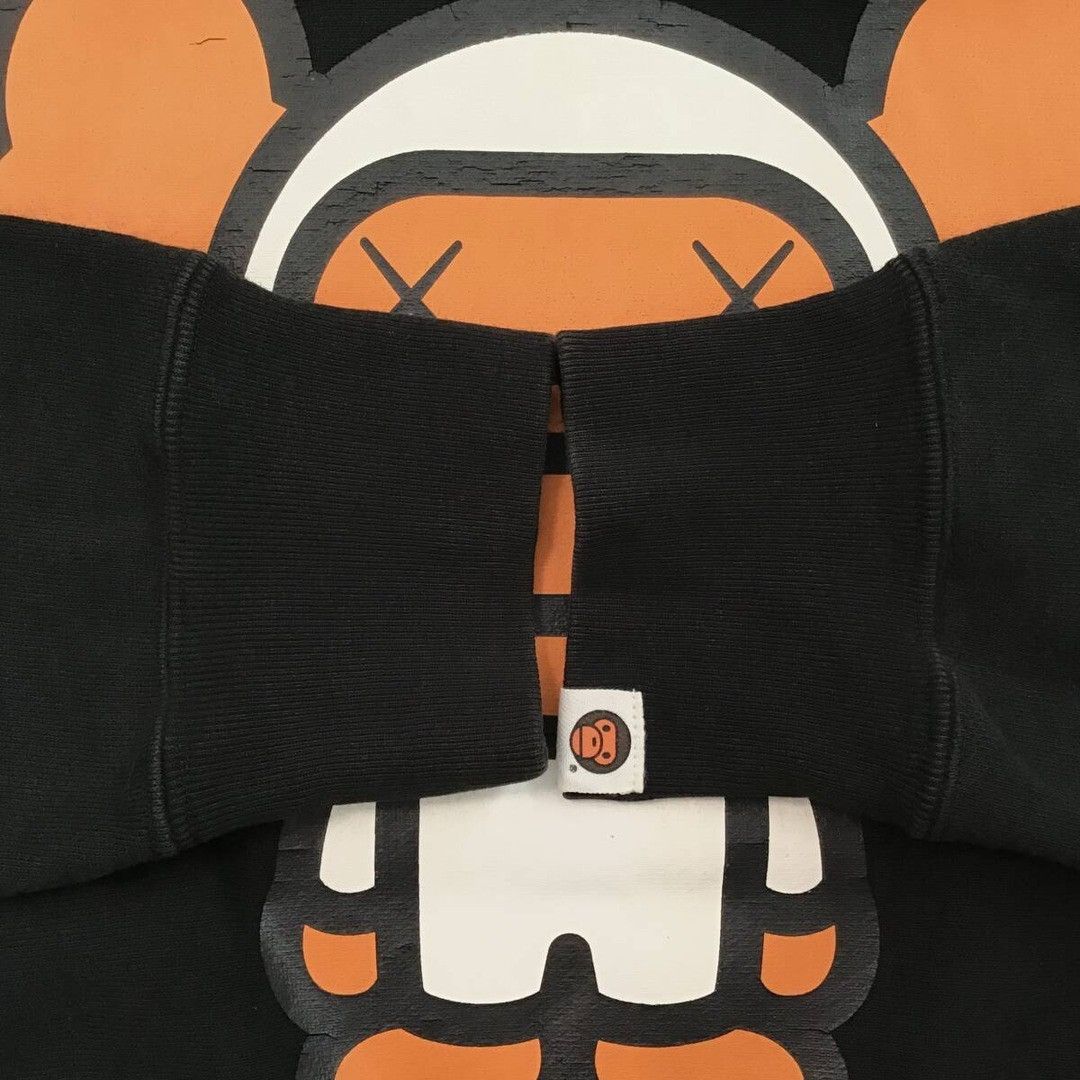 Bape × Kaws BAPE × KAWS MILO pullover hoodie a bathing ape NIGO Size US XS / EU 42 / 0 - 6 Thumbnail