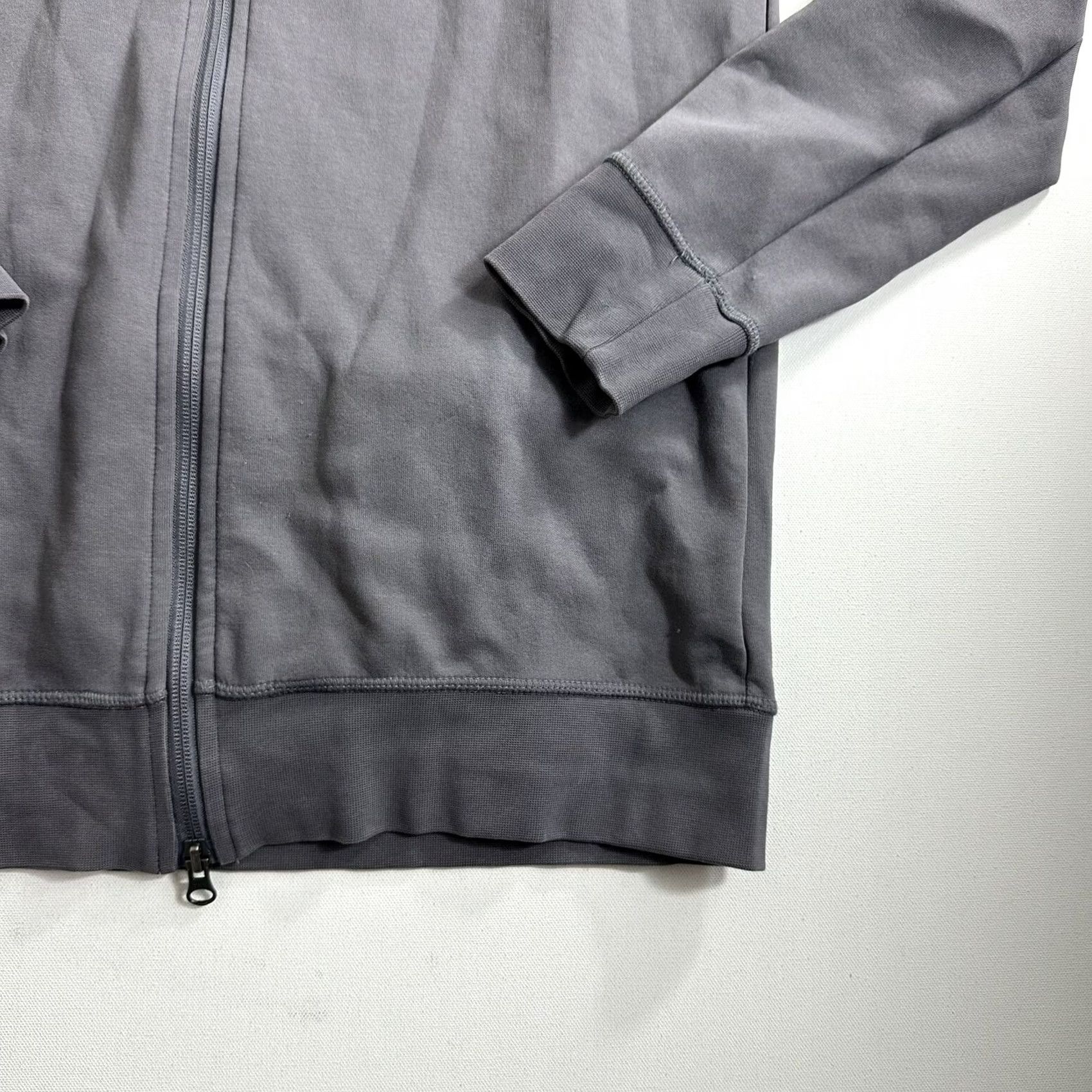 Apple Apple Jacket Mens Medium Gray Full Zip Bomber Jacket Workwear Uniform Outdoor Seasonal Fall Spring Summer Winter Mens Regular Diesel? Size US M / EU 48-50 / 2 - 4 Thumbnail