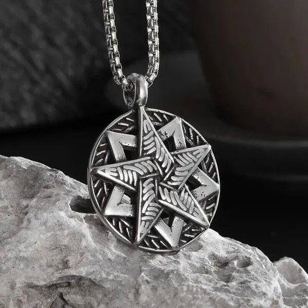 Jewelry × Vintage Gothic Magic Star Knot Necklace Size ONE SIZE - 2 Thumbnail