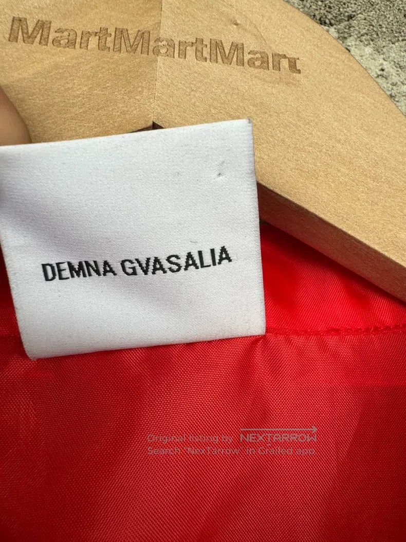 Vetements Vetements Red Shirt Size US M / EU 48-50 / 2 - 6 Thumbnail