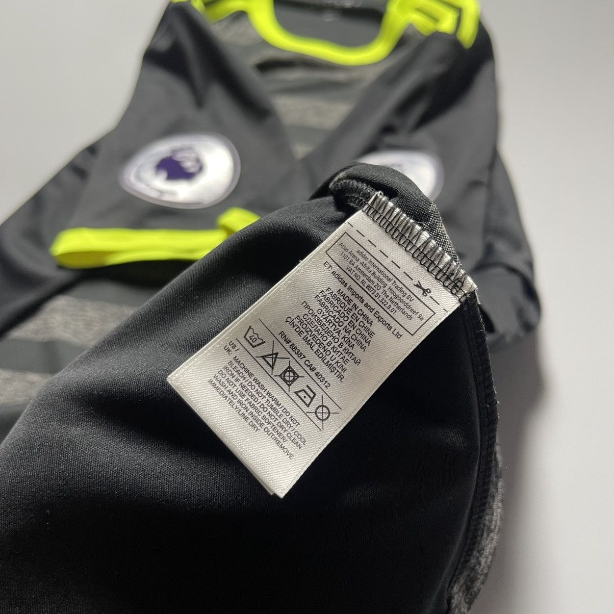 Adidas CHELSEA ADIDAS 2016/2017 FOOTBALL AWAY JERSEY #10 HAZARD Size US M / EU 48-50 / 2 - 12 Thumbnail