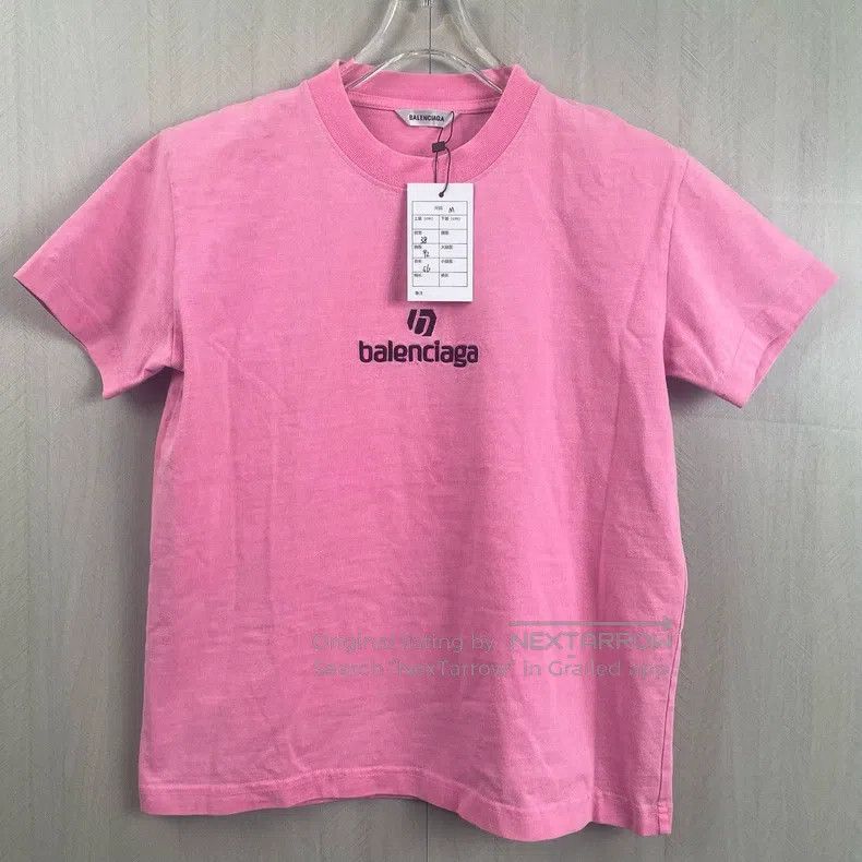 Balenciaga Balenciaga Pink Short Sleeve M Size Size US M / EU 48-50 / 2 - 1 Thumbnail