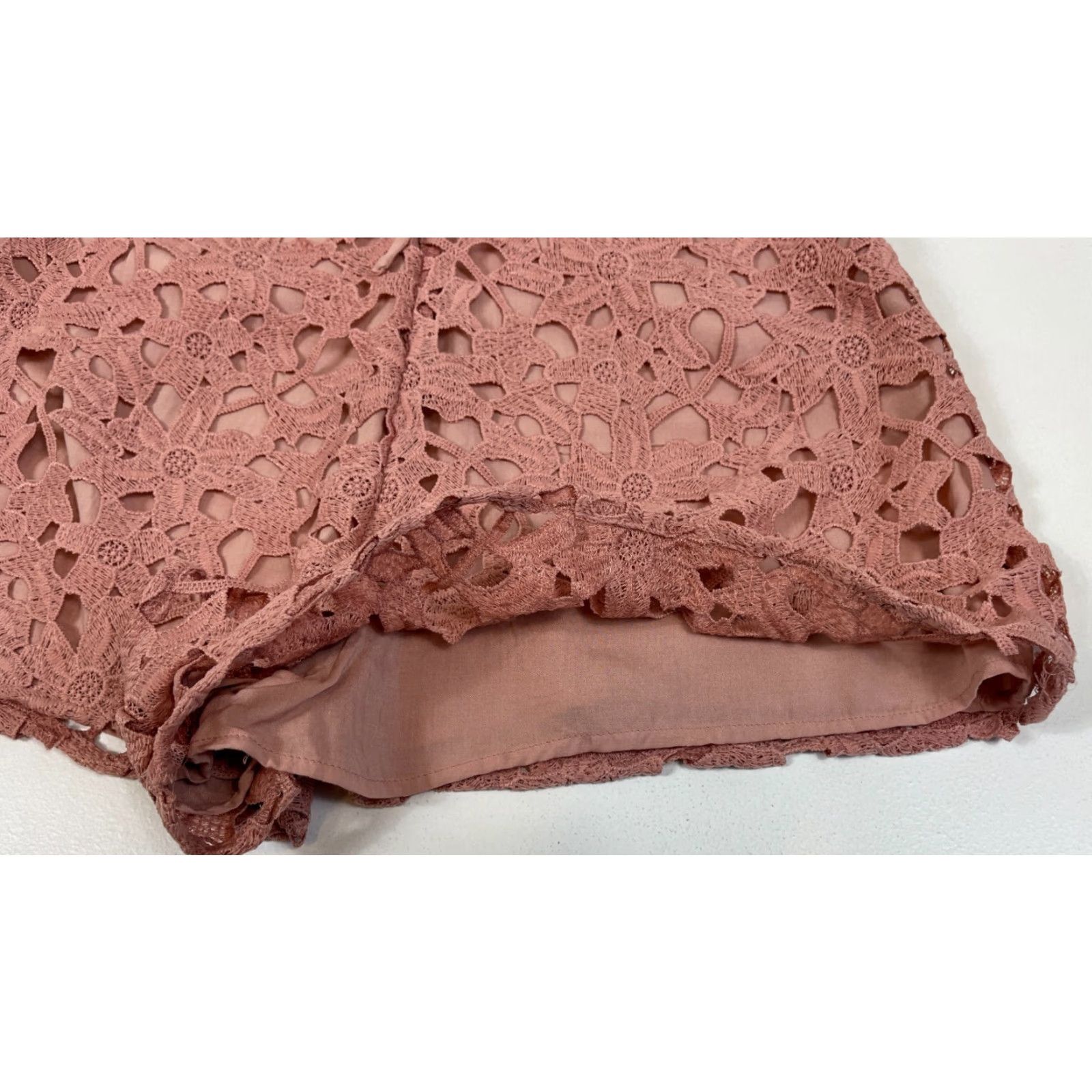 Vintage NWT Kendall & Kylie Women's Romper Lace Floral Mauve Sz M Size 32" / US 10 / IT 46 - 5 Thumbnail