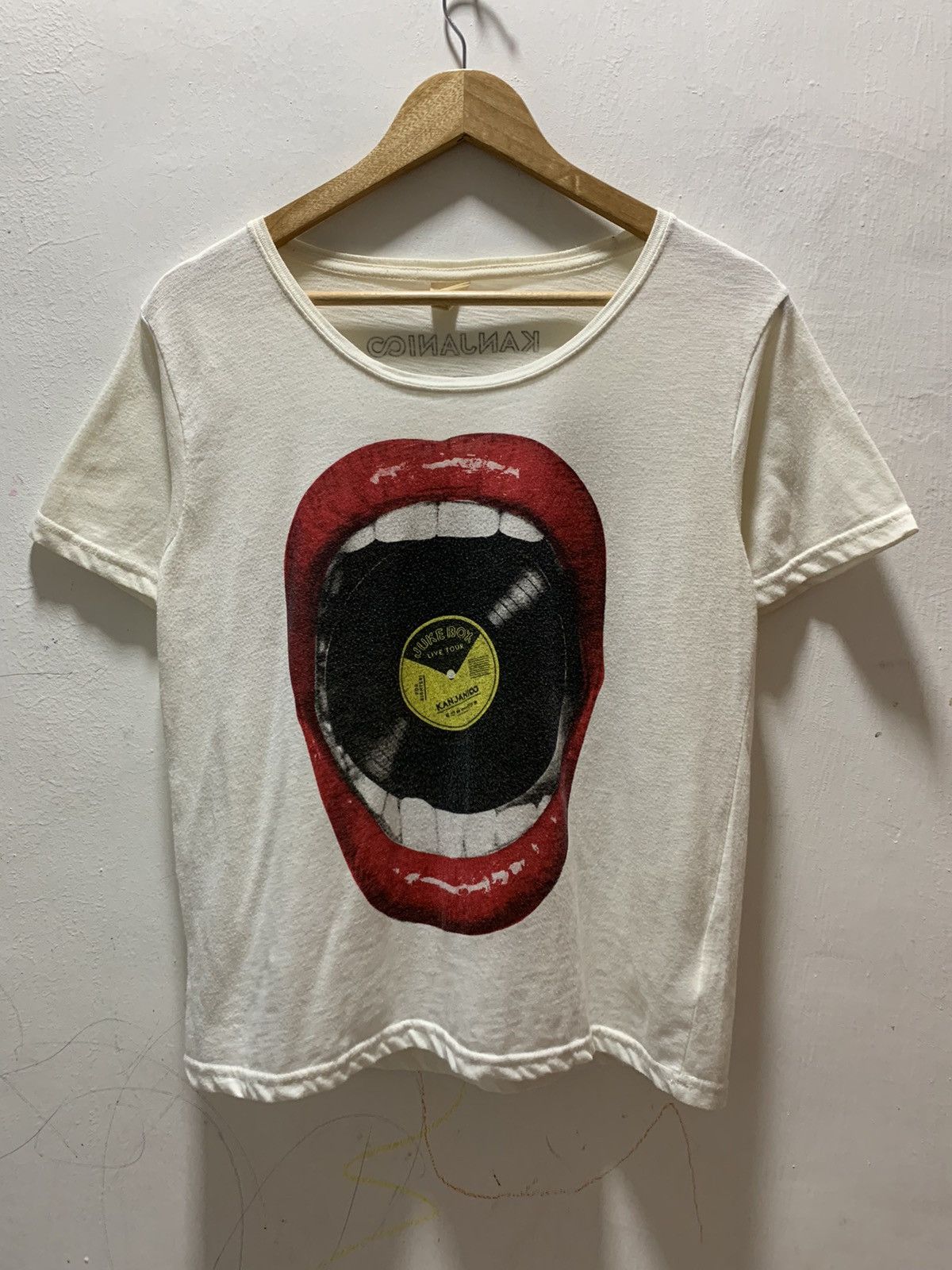 Japanese Brand Juke Box Live Tour Japan band Tees Size US M / EU 48-50 / 2 - 1 Thumbnail