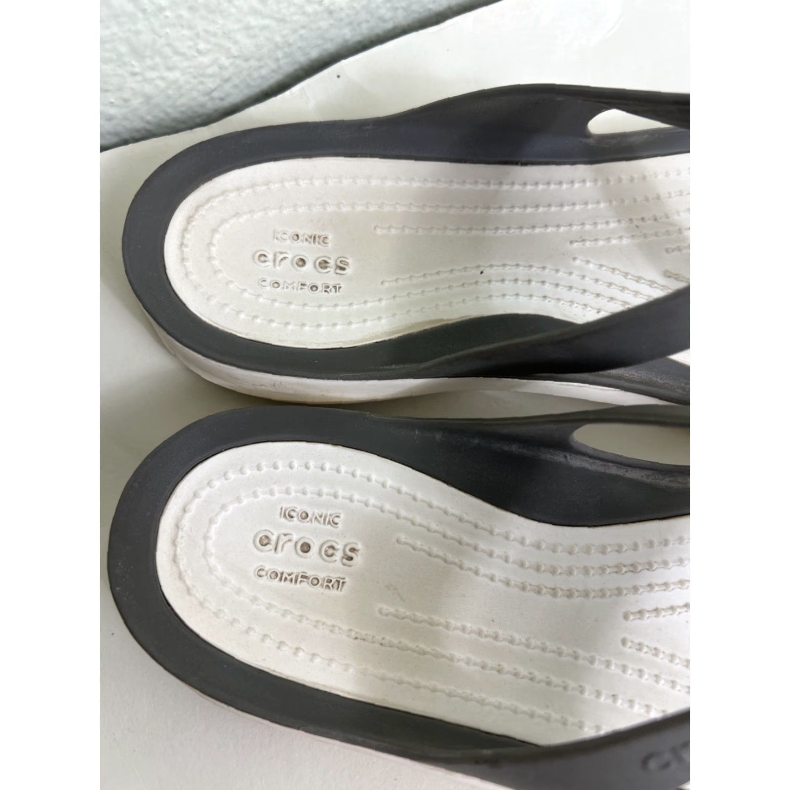 Crocs Crocs Sandals Womens 10 Swiftwater Iconic Comfort Slip On Gray White Beach Casual Outdoor Beach Womens Size US 10 / IT 40 - 5 Thumbnail