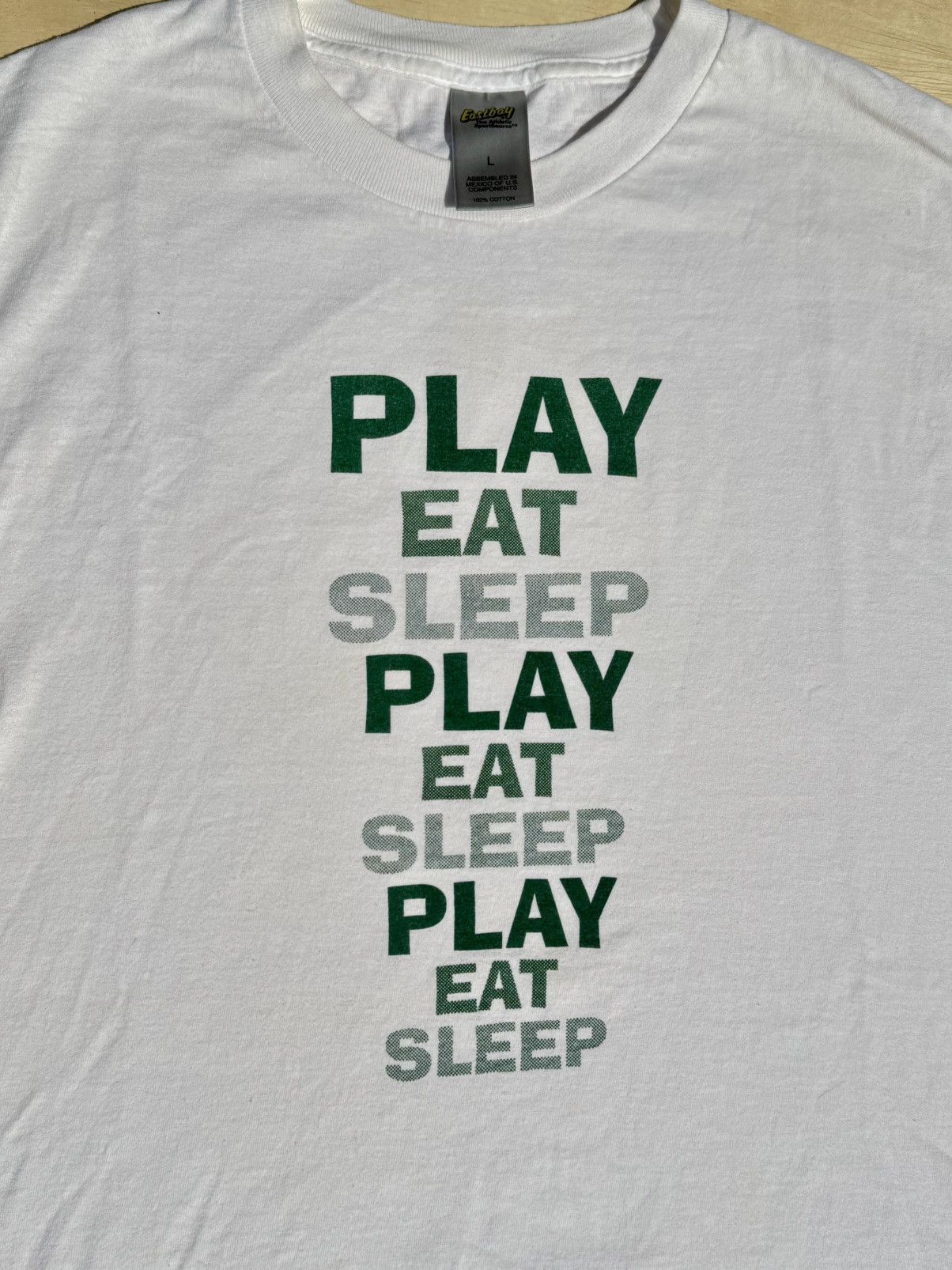 Rap Tees × Vintage Eastbay Vintage 90’s Sneaker Catalog T-Shirt Size US L / EU 52-54 / 3 - 1 Thumbnail