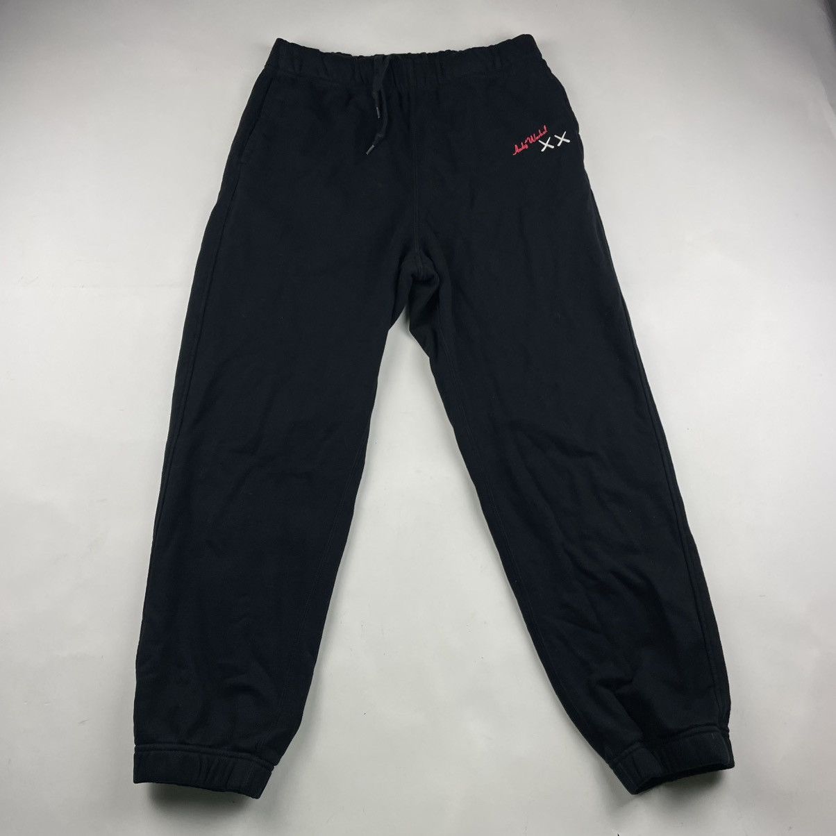 Andy Warhol × Kaws × Uniqlo Uniqlo Kaws Andy Warhol Sweatshirt & Pants Set M Like New Size US M / EU 48-50 / 2 - 13 Thumbnail