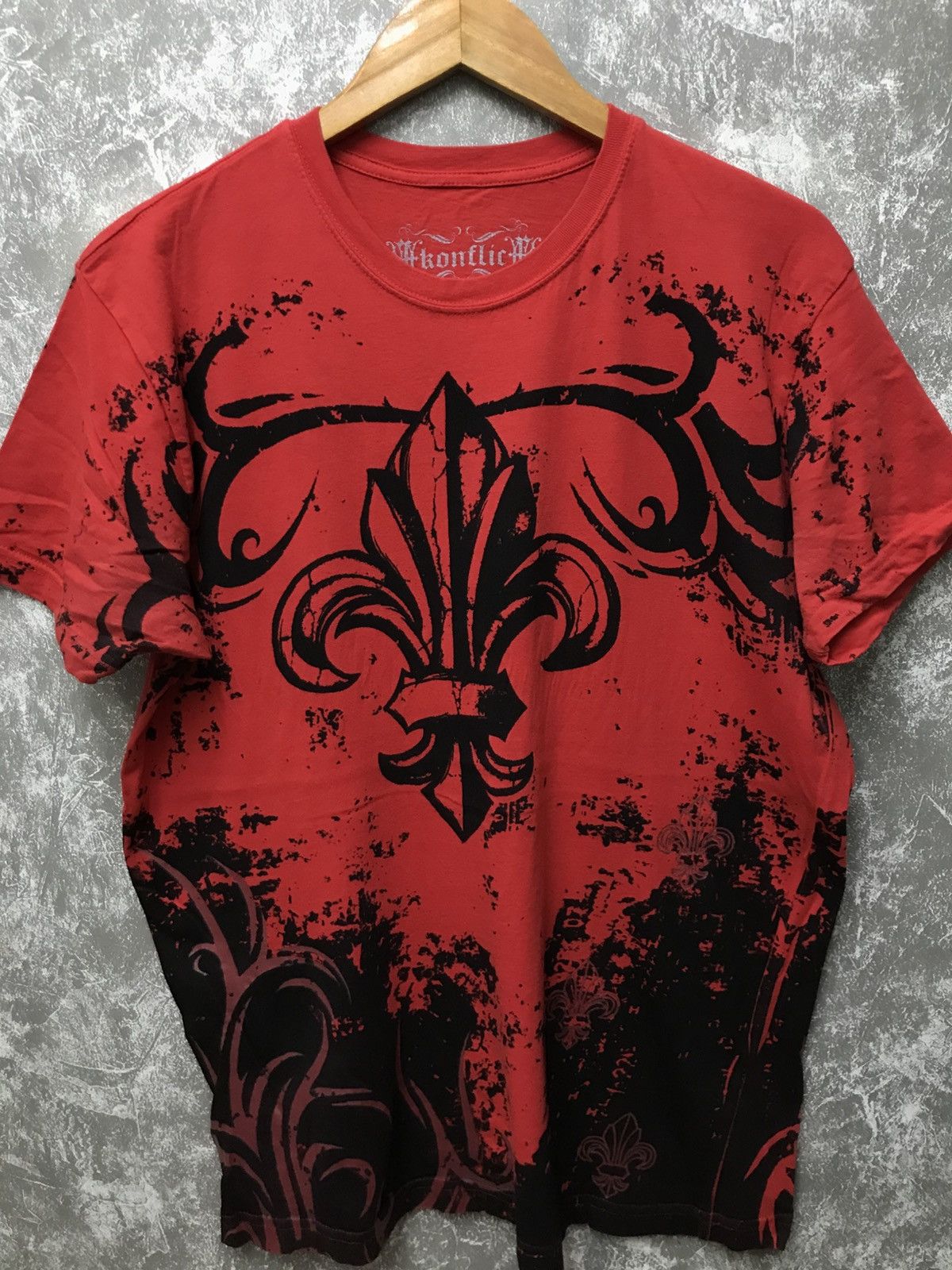 Affliction Affliction Fleur De Lis Y2K Graphic Tee Size US L / EU 52-54 / 3 - 1 Thumbnail