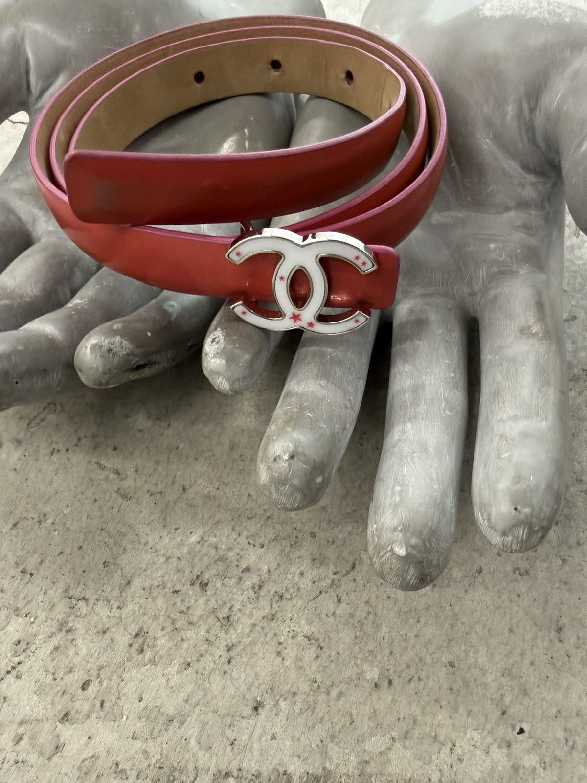 Chanel CHANEL STAR MONOGRAM LEATHER BELT Size ONE SIZE - 1 Thumbnail