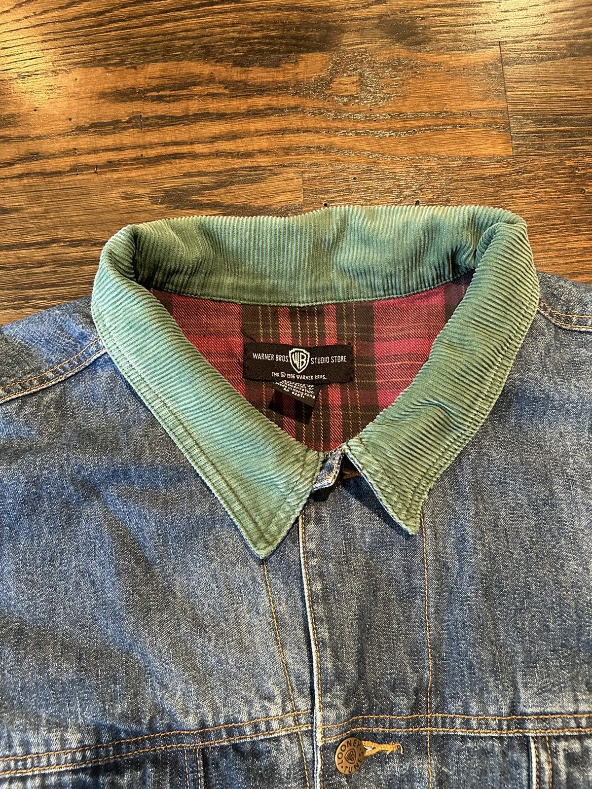 Vintage × Warner Bros Vintage Warner Bros Looney Toons Denim Jacket Size US XXL / EU 58 / 5 - 4 Thumbnail