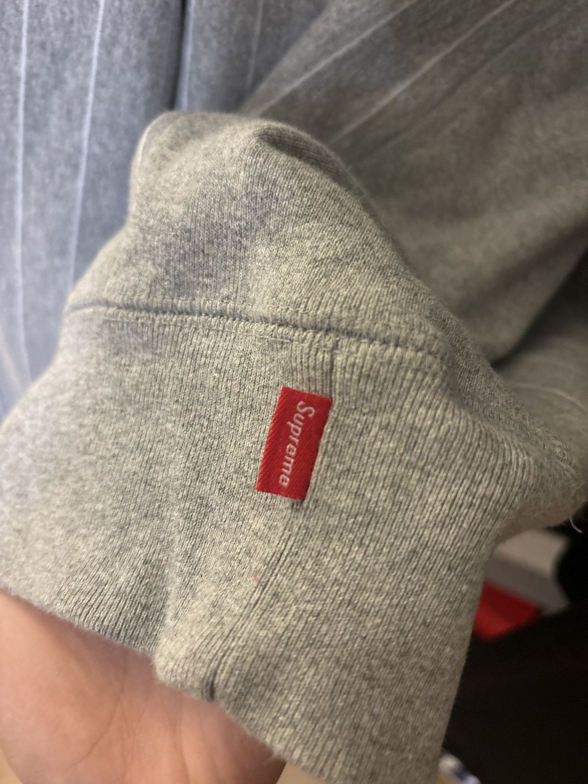 Supreme Supreme pin stripe gray crewneck Size US L / EU 52-54 / 3 - 4 Thumbnail